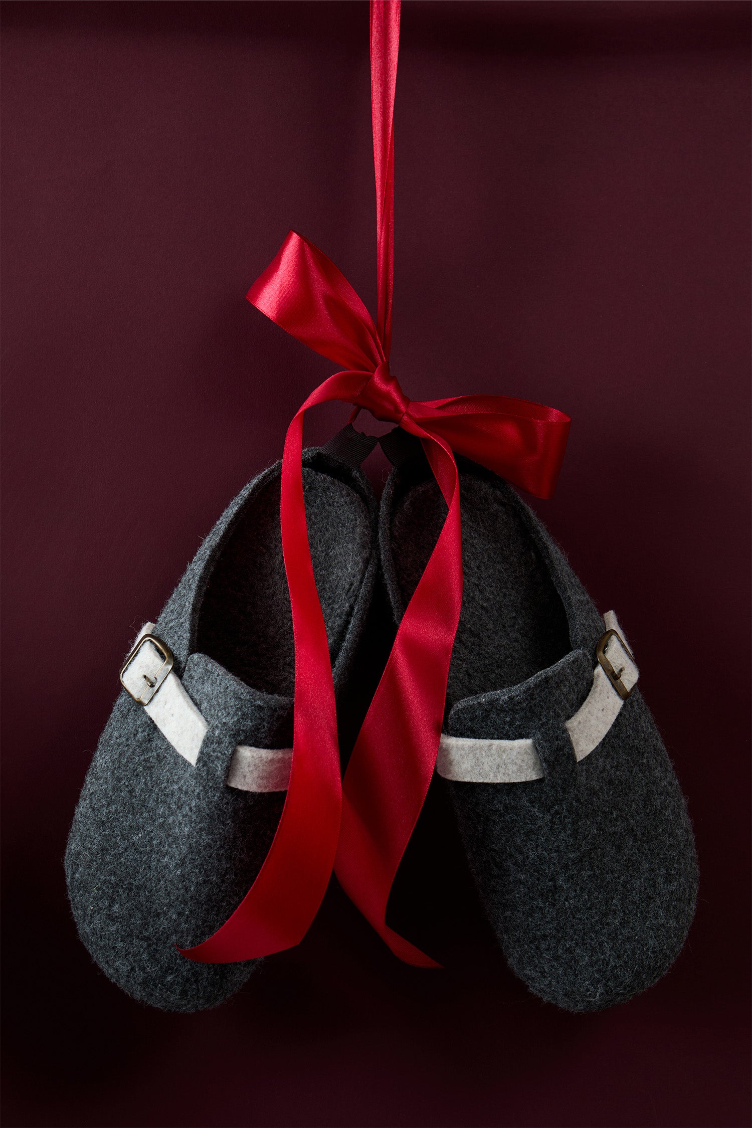 Jordan Mule Slippers in Charcoal