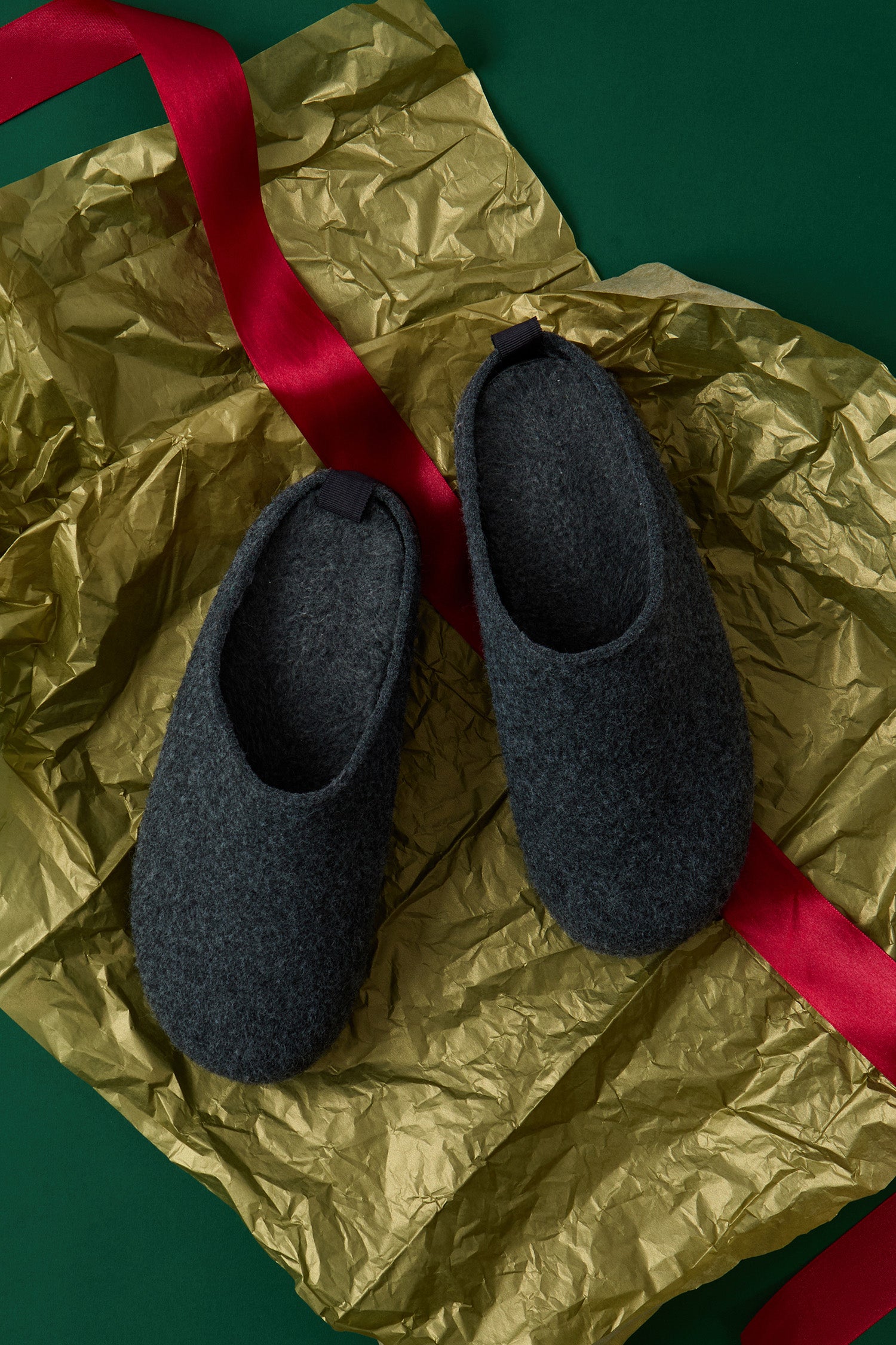 Mister You Jamie Mule Slippers in Charcoal