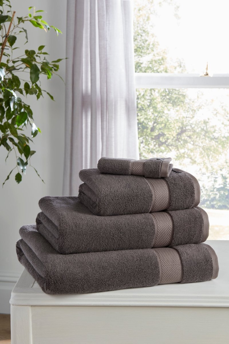 Bamboo Face Cloth in Smoke Grey - Washcloths