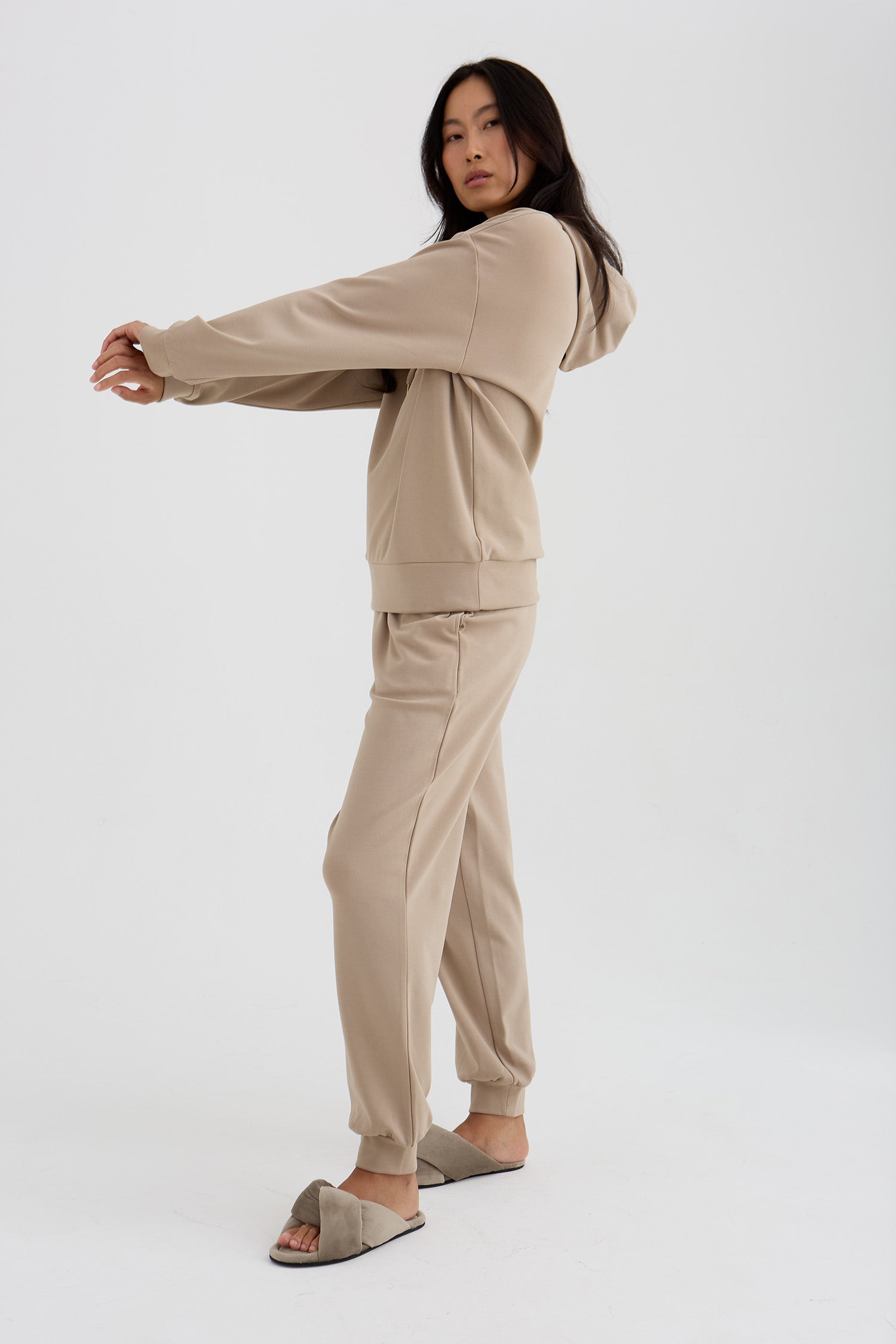Bamboo Fleece Joggers In Silver Mink