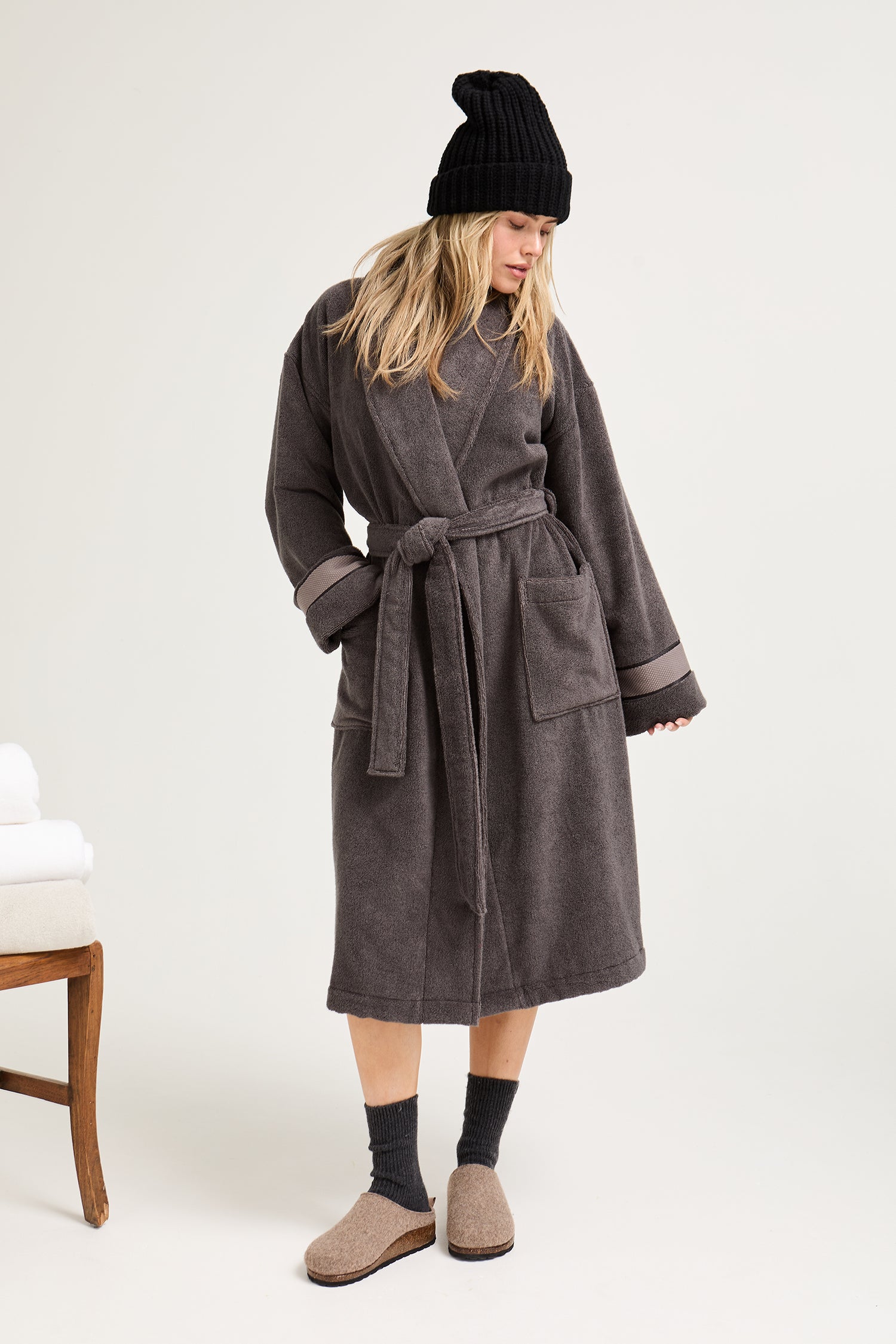 Bamboo Towelling Robe in Smoke Grey
