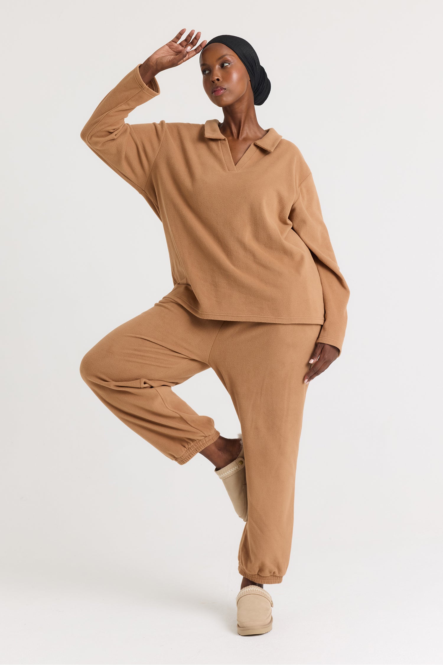 Fleece Lounge Set in Tan