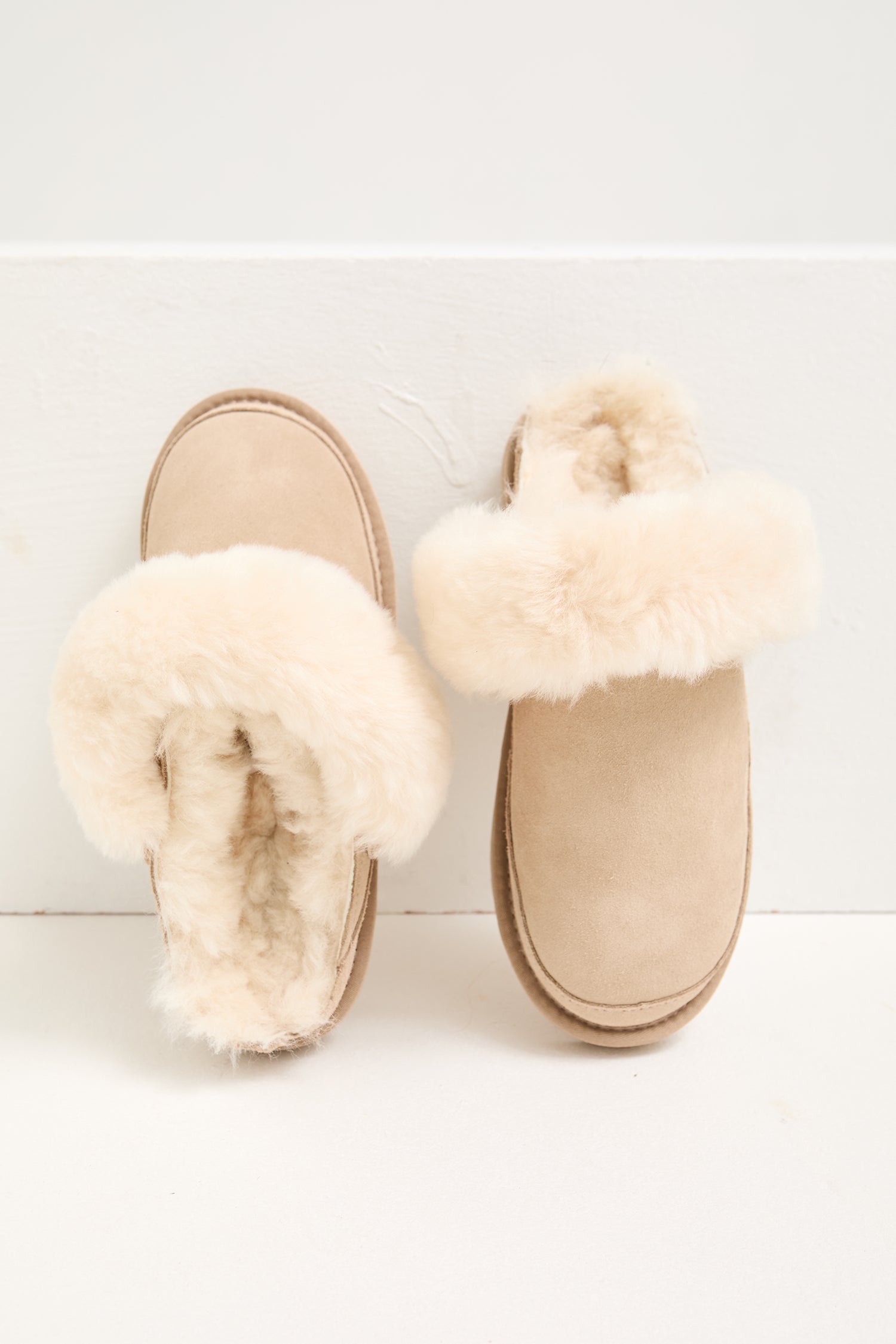 Hallie Sheepskin Multiway Slippers in Beige