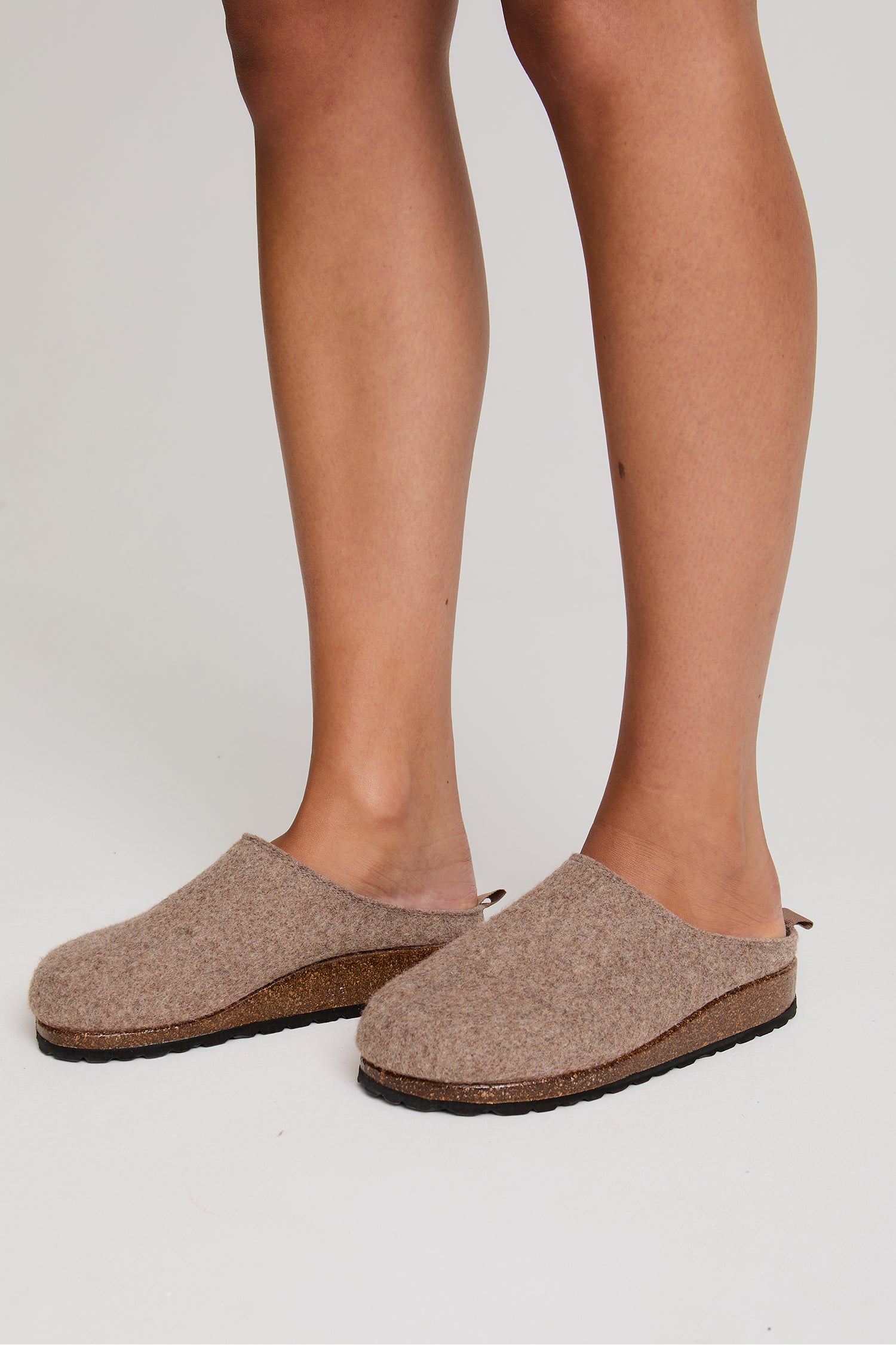 Jamie Mule Slippers in Mink