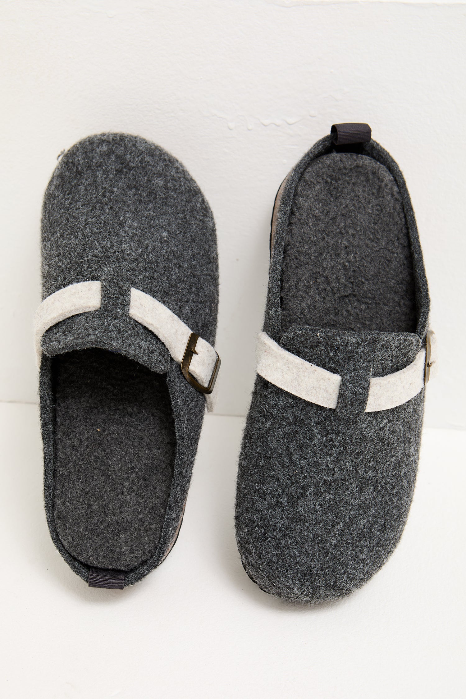 Jordan Mule Slippers in Charcoal