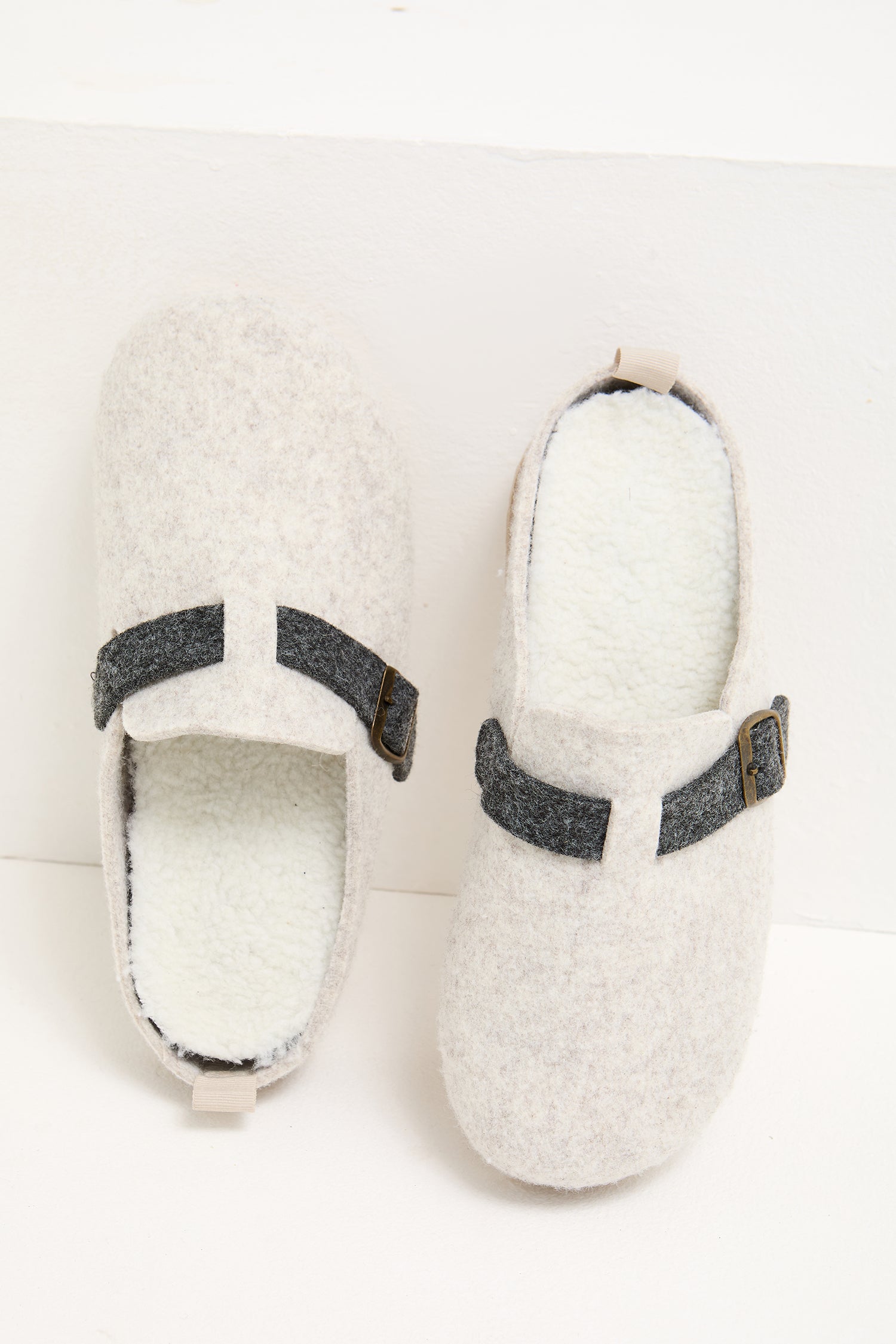 Jordan Mule Slippers in Off-White - Slippers