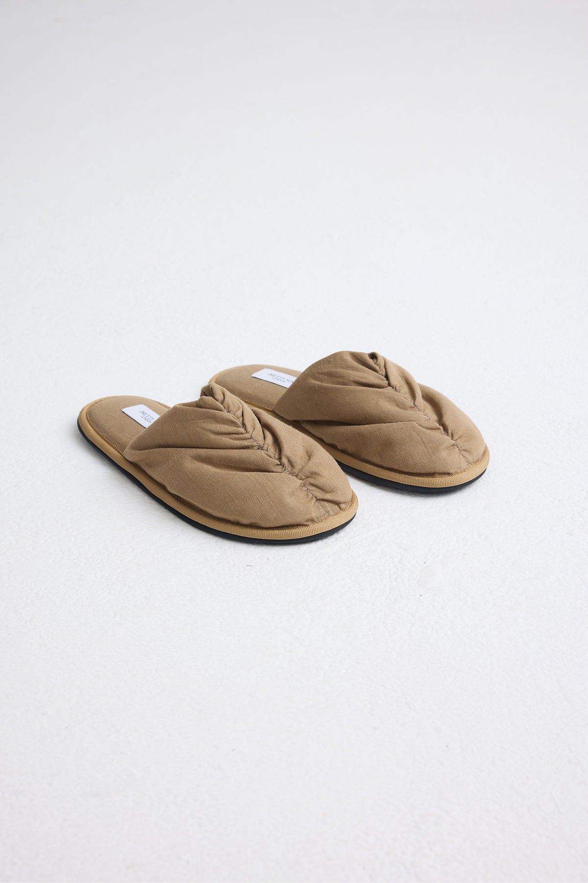 Linen Mule In Overland Trek