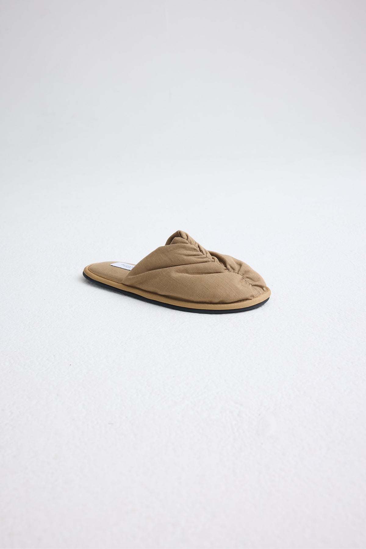 Linen Mule In Overland Trek