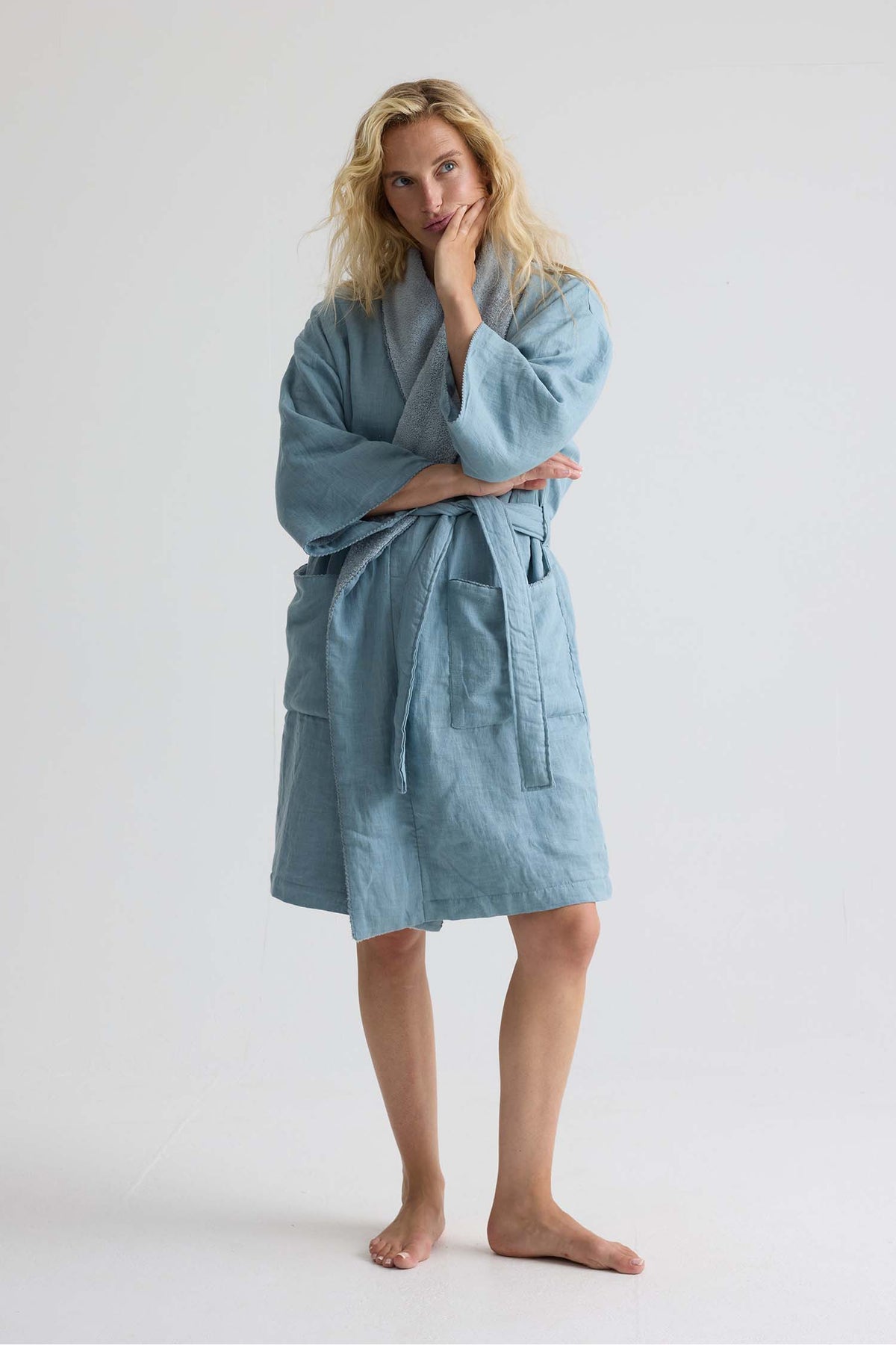 Short Terry Lined Linen Robe In Blue Haze