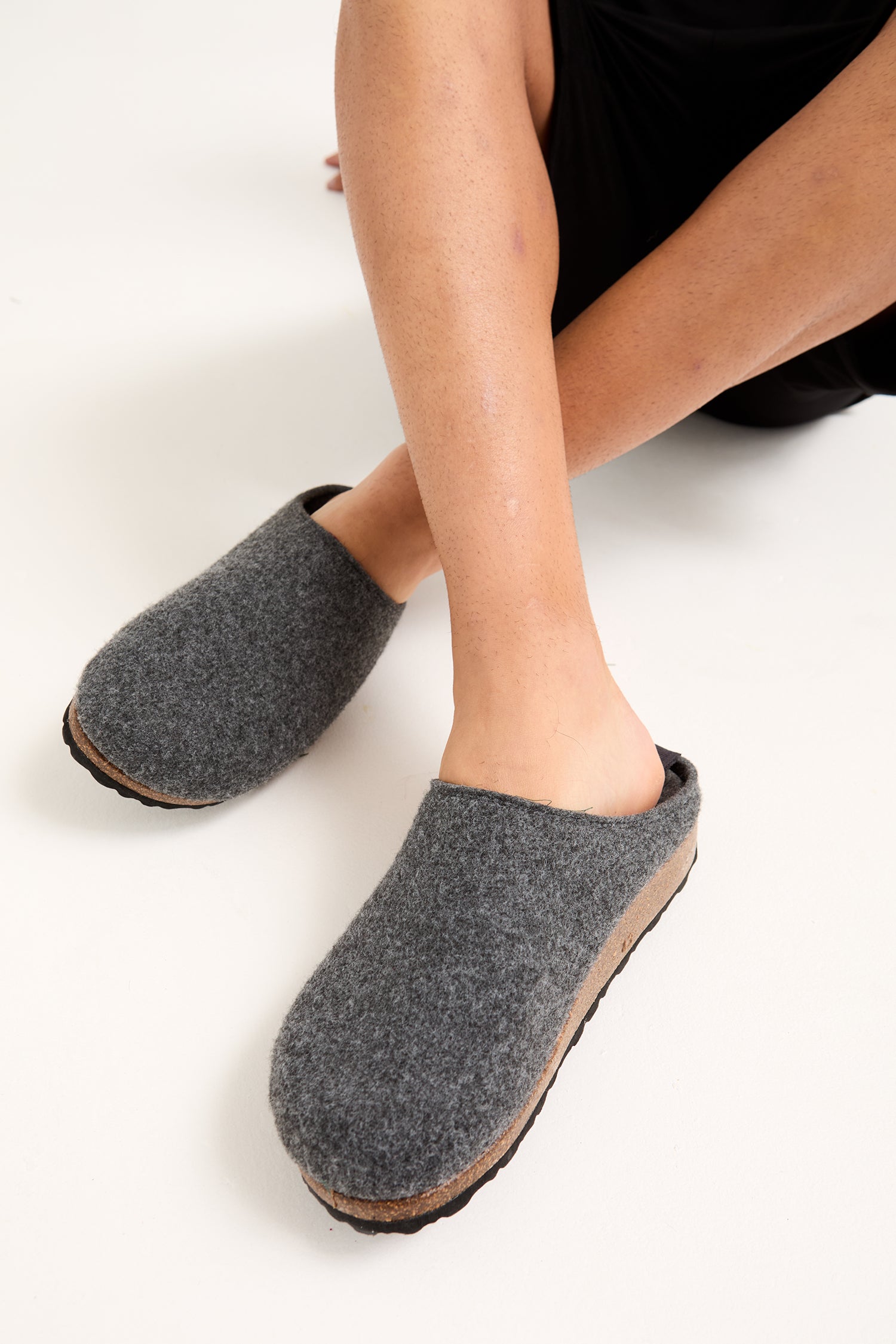 Mister You Jamie Mule Slippers in Charcoal