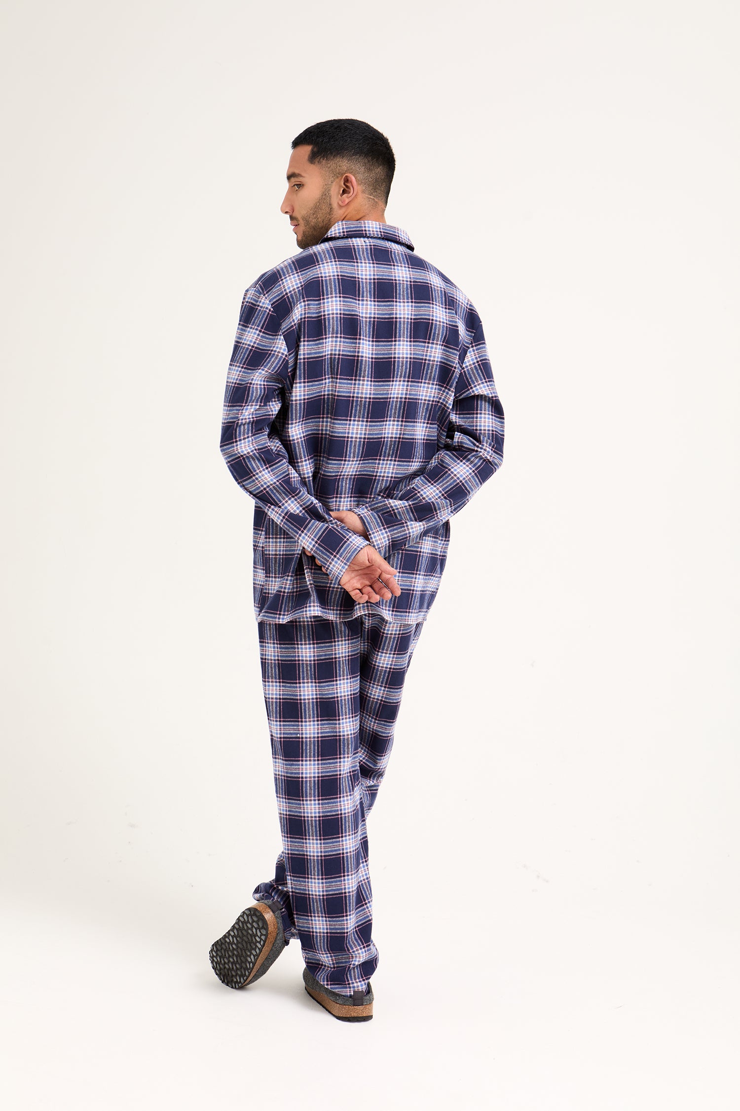 Mister You Plaid Pyjamas in Midnight