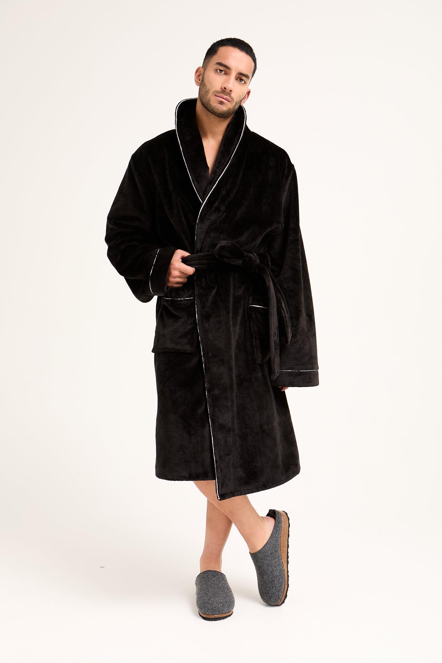 Mister You Super Plush Robe in Black