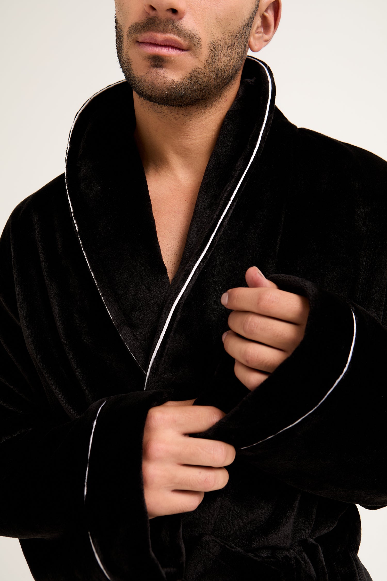Mister You Super Plush Robe in Black
