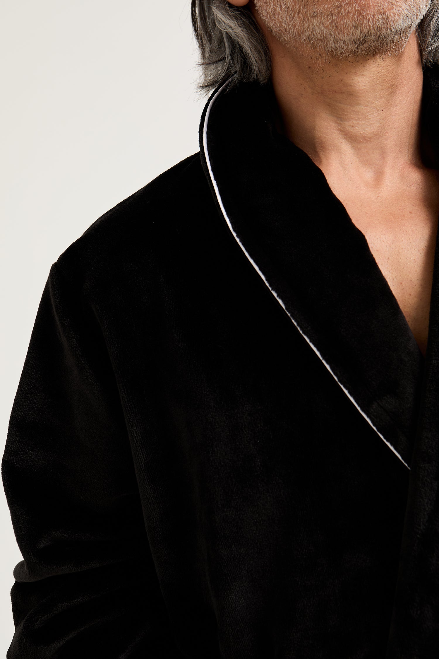 Mister You Super Plush Robe in Black