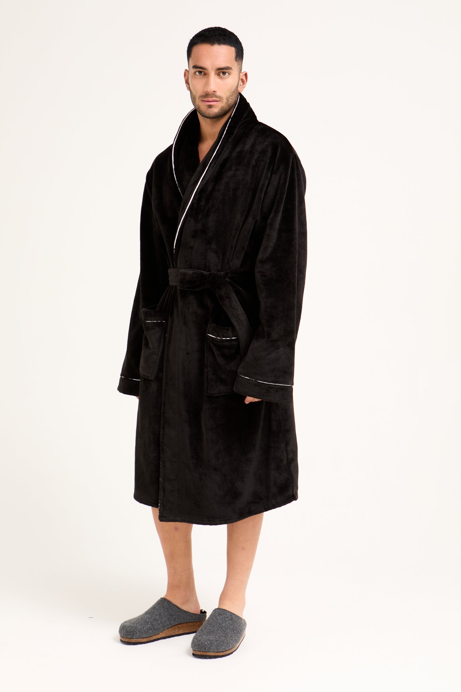 Mister You Super Plush Robe in Black