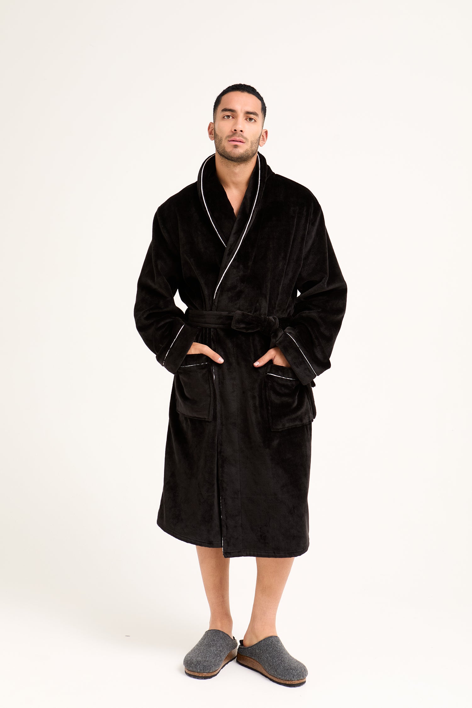 Mister You Super Plush Robe in Black