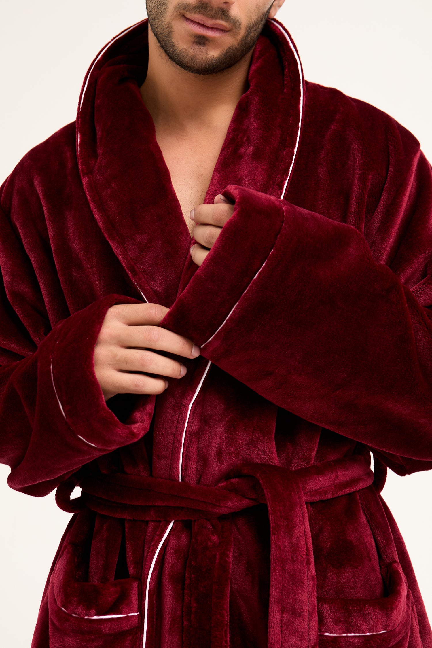 Mister You Super Plush Robe in Claret - Robes