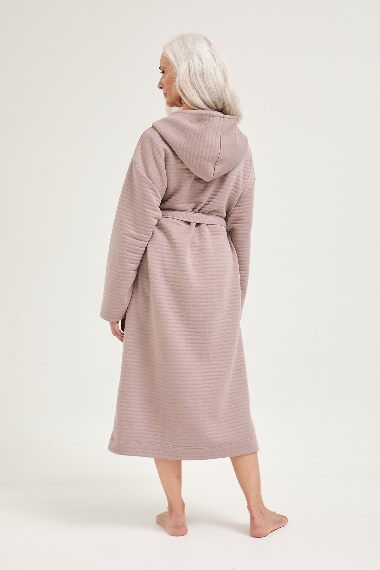 Quilted Jersey Hooded Robe in Mink