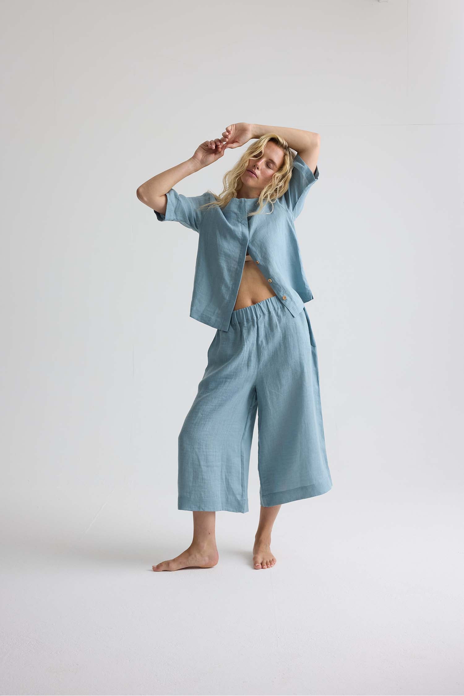 Relaxed Linen Colette Trousers In Blue Haze