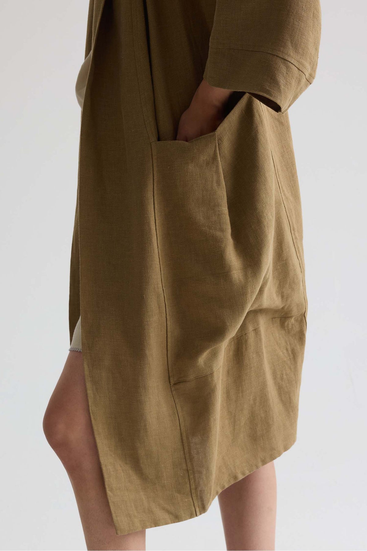 Long Relaxed Linen Robe In Overland Trek