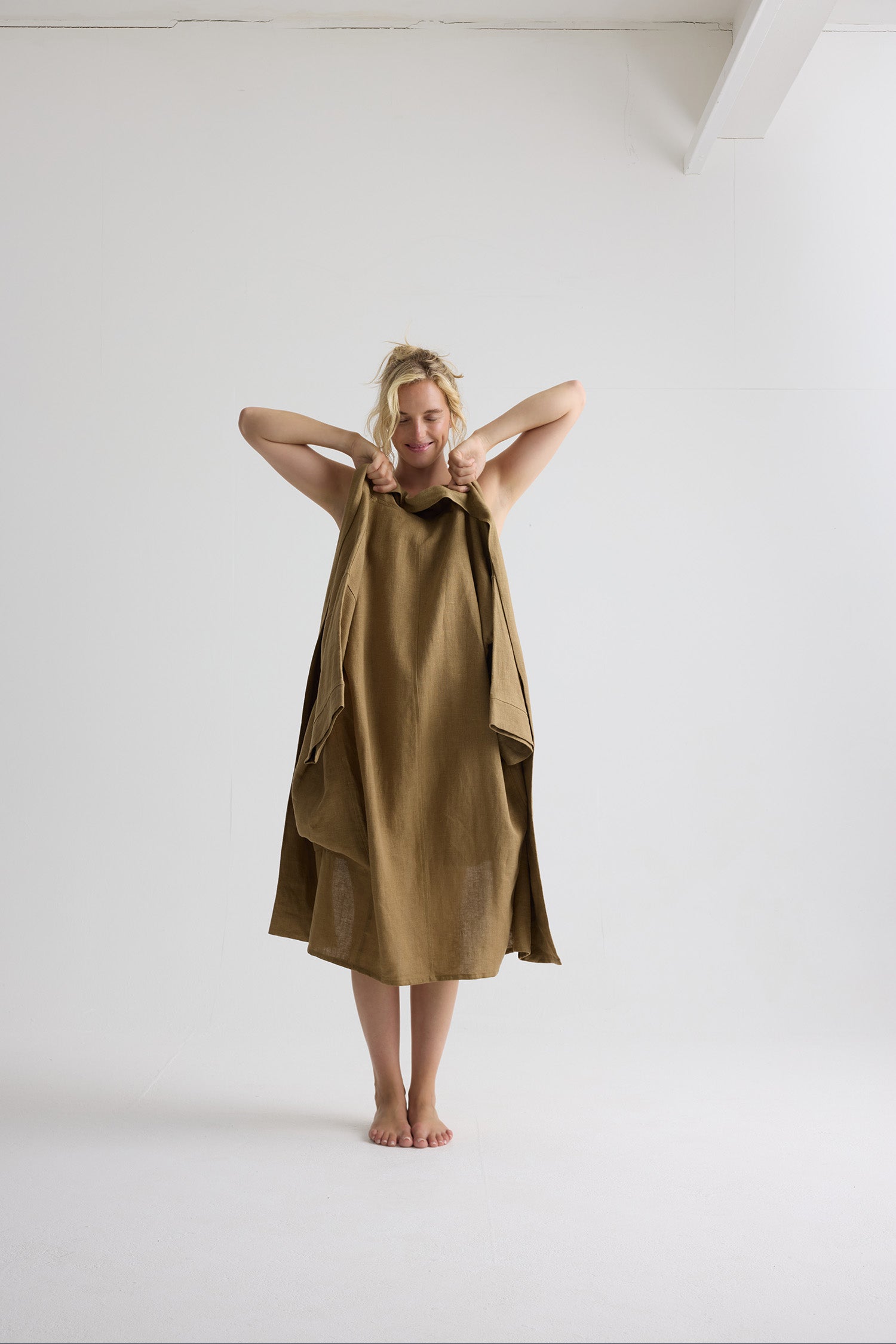 Long Relaxed Linen Jacket In Overland Trek