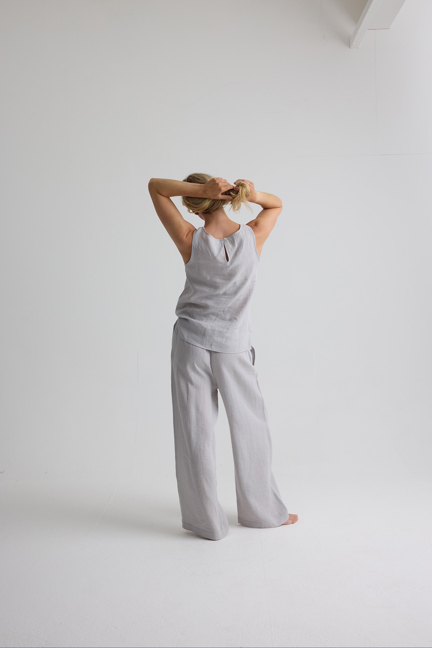 Relaxed Linen Wide Leg Trousers In Harbor Mist