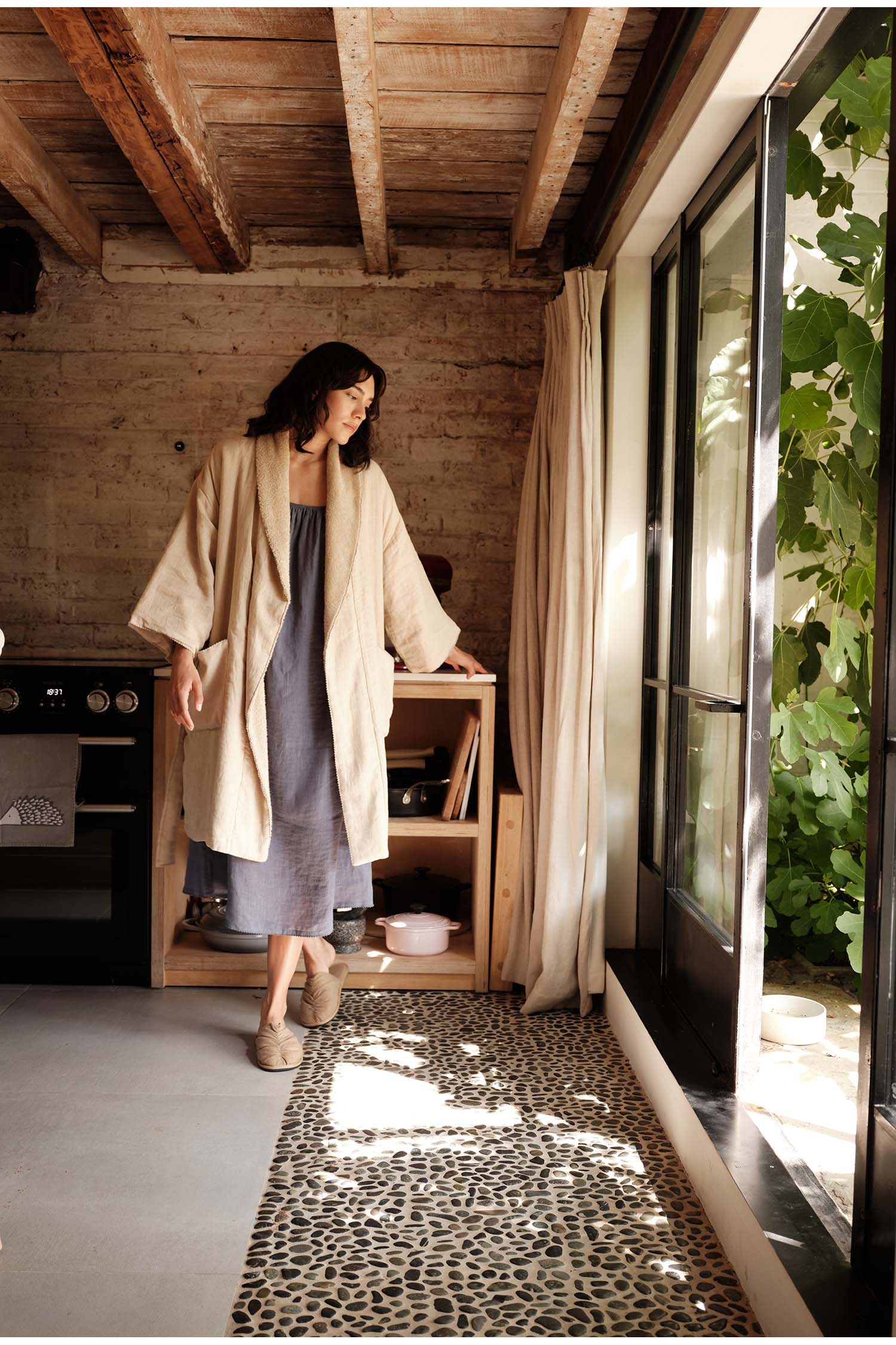 Short Terry Lined Linen Robe In Summer Sand