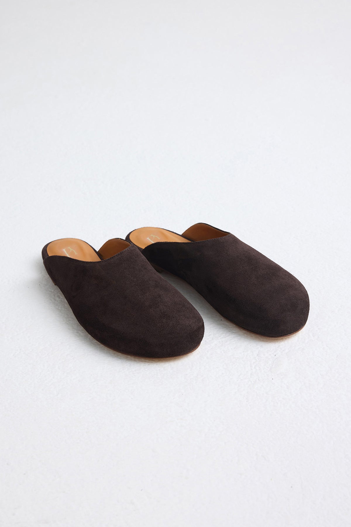 Suede Rounded Mule In Dark Coco