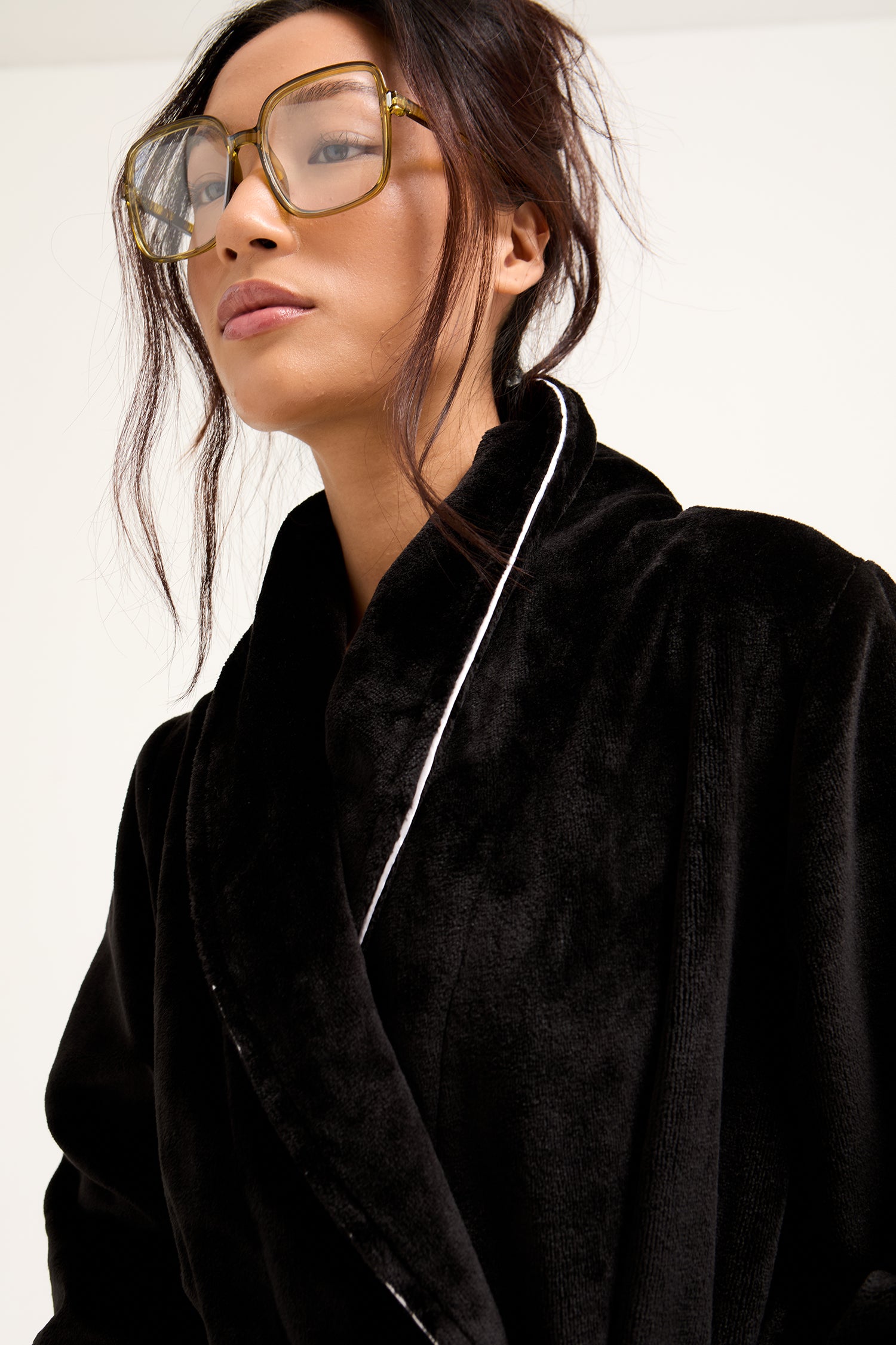 Super Plush Robe in Black - Robes