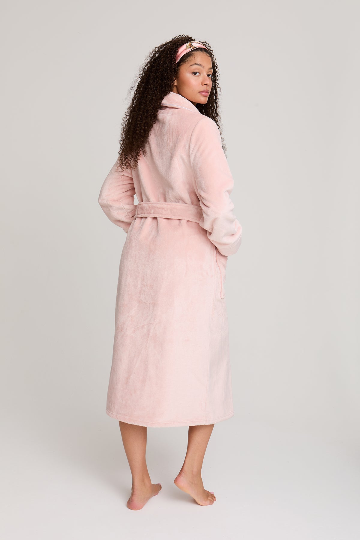 Super Plush Robe in Pink - Robes