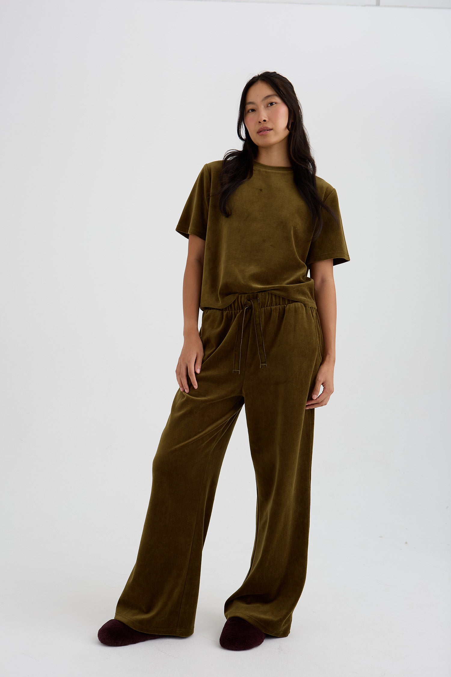 Velour Lounge T-Shirt In Olive