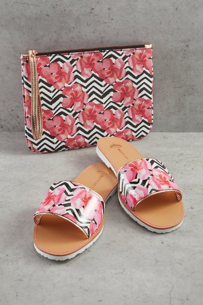 Zig Zag Printed Slide & Clutch SetSandals