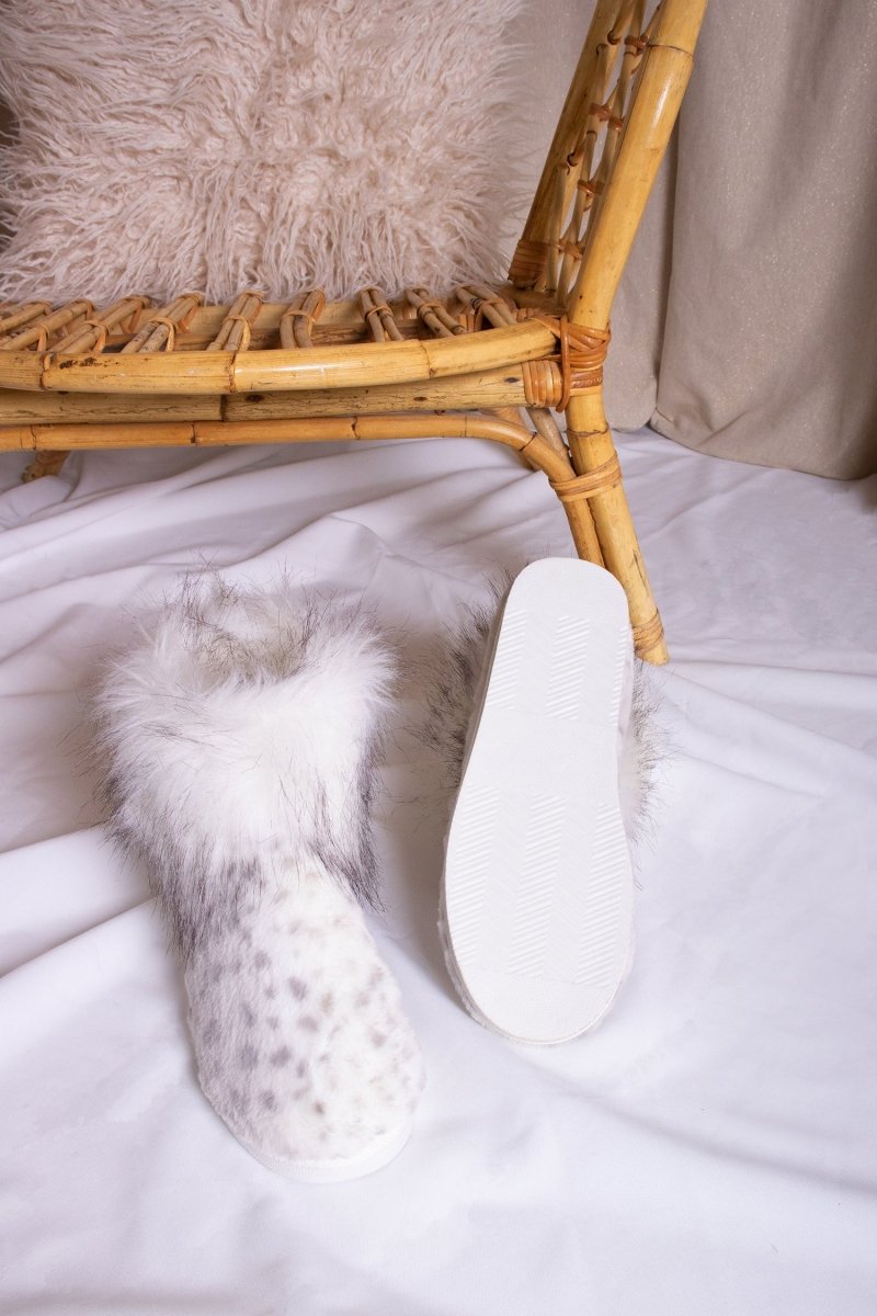Fern Slippers in Snow Leopard - Slippers