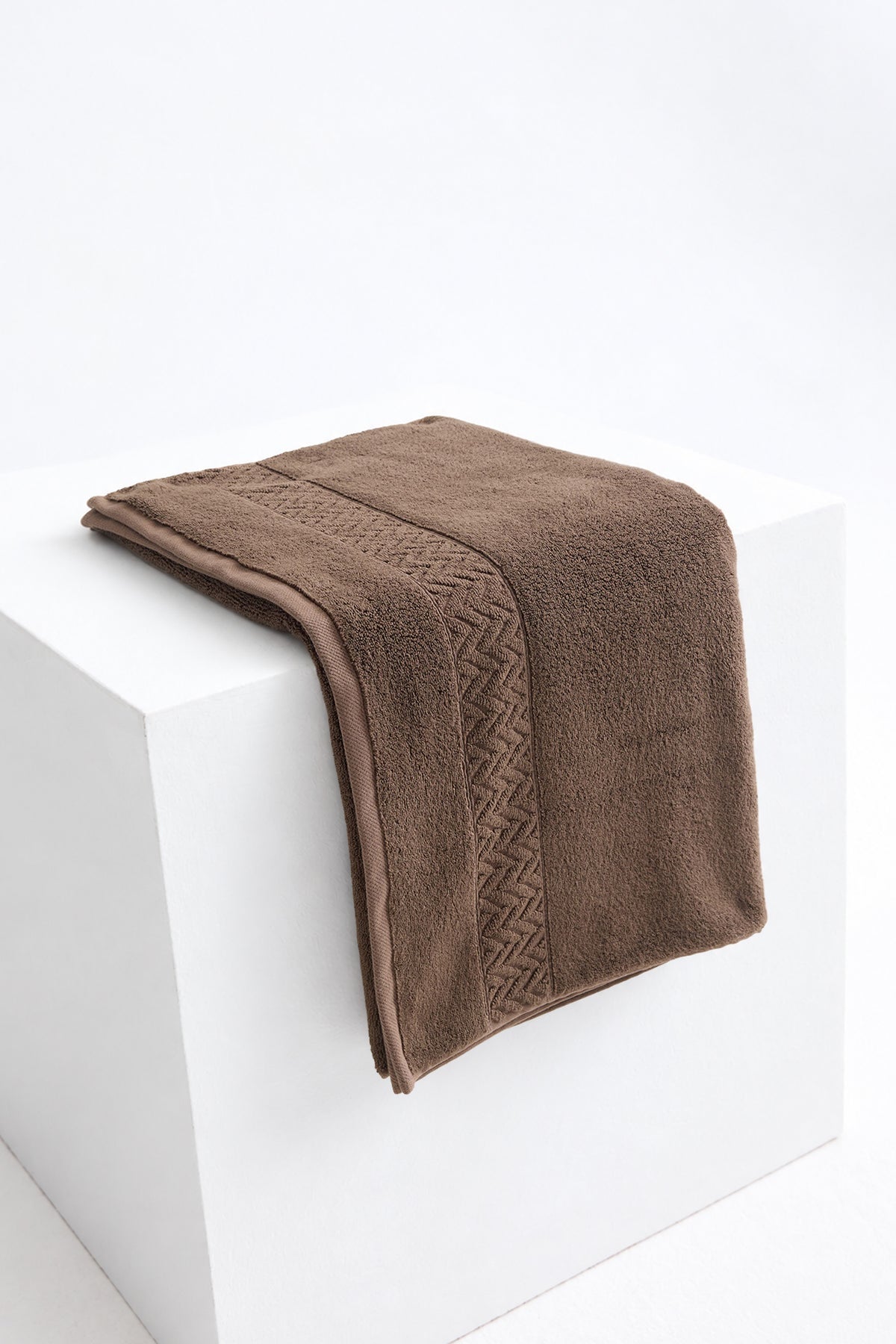 Bamboo Bath Towel In Mocha