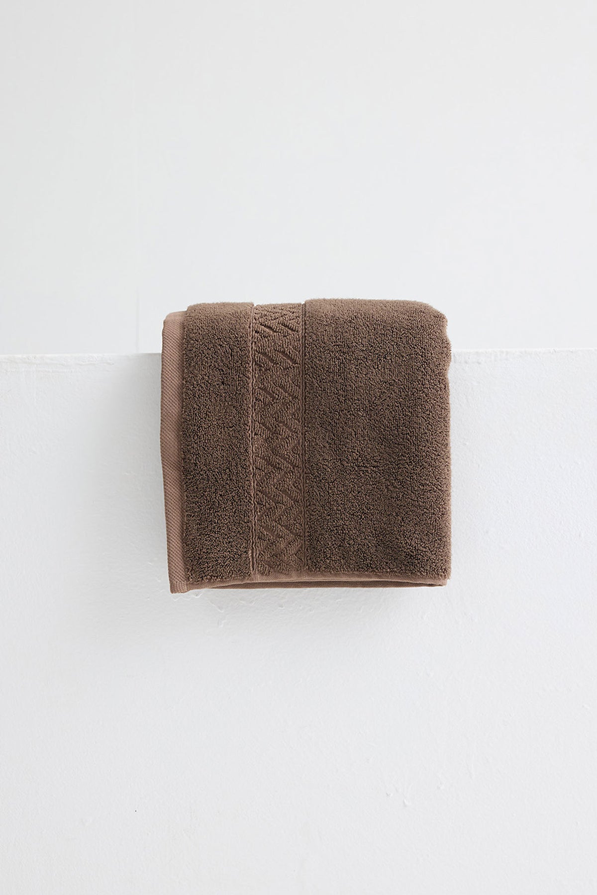 Bamboo Hand Towel In Mocha