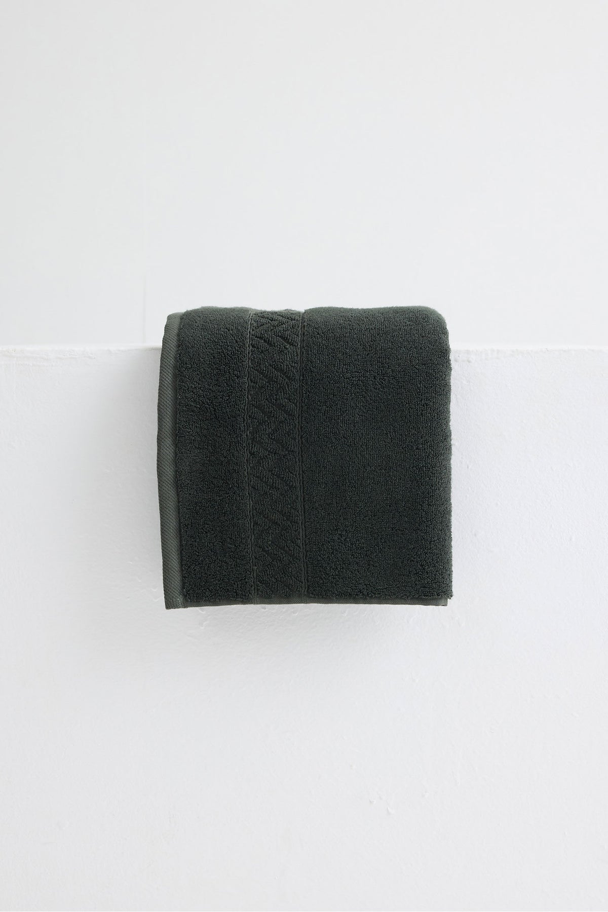 Bamboo Hand Towel In Olive