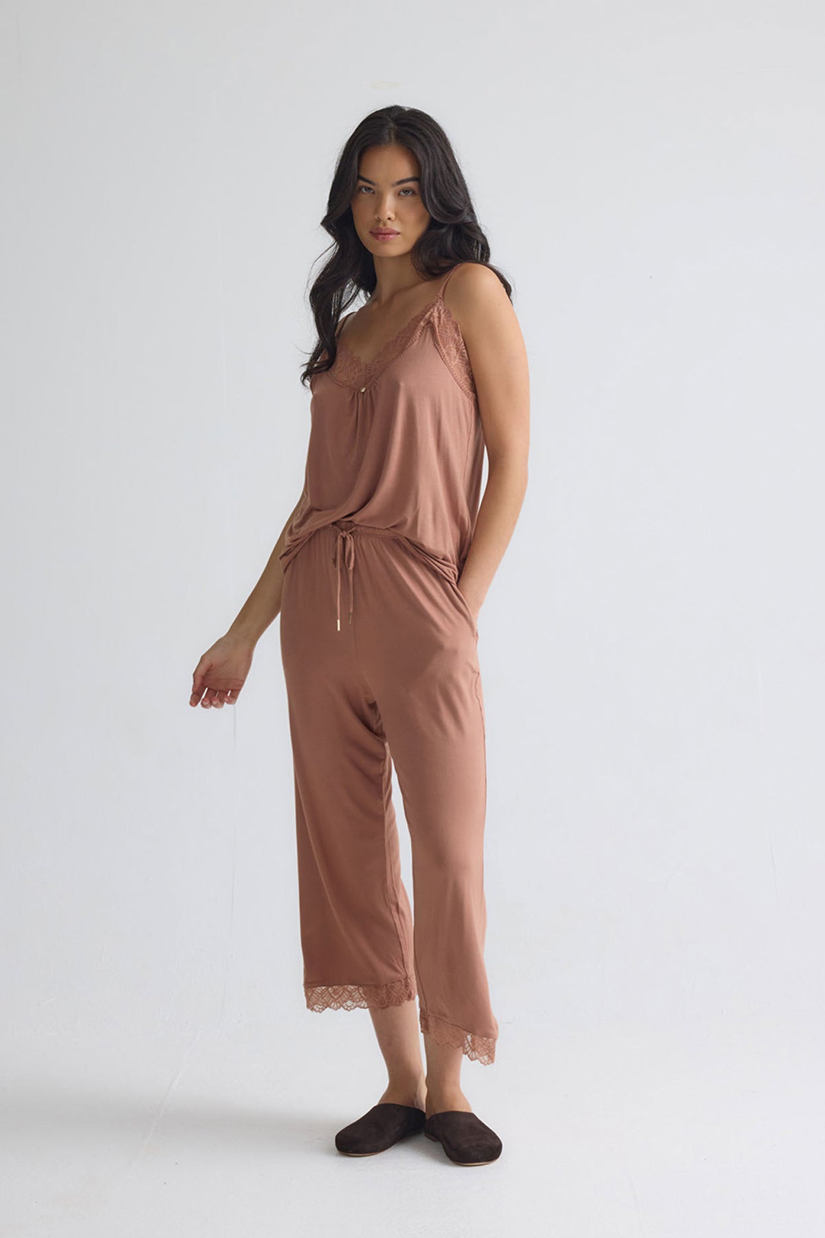 Bamboo Lace Cami Cropped Trouser Pyjama Set in Mocha