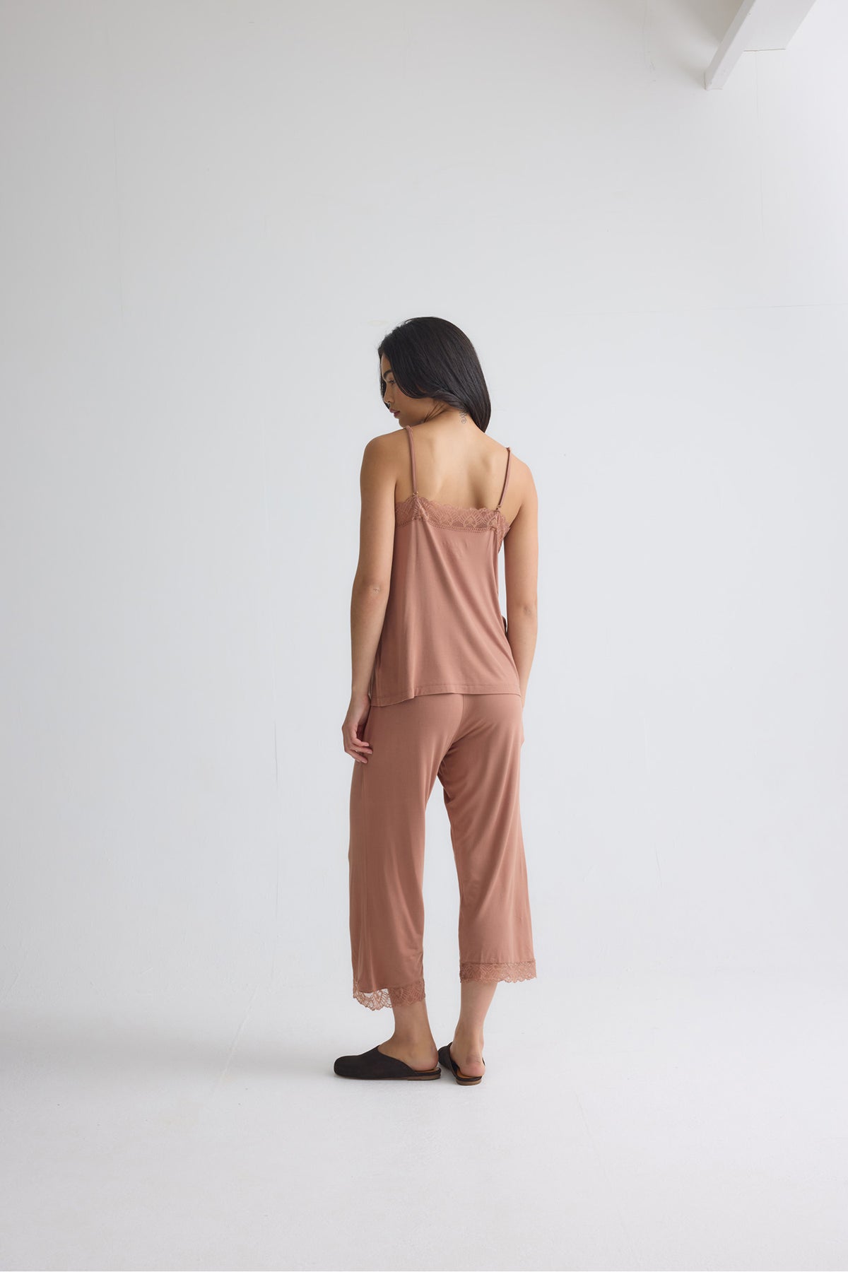 Bamboo Lace Cami Cropped Trouser Pyjama Set in Mocha