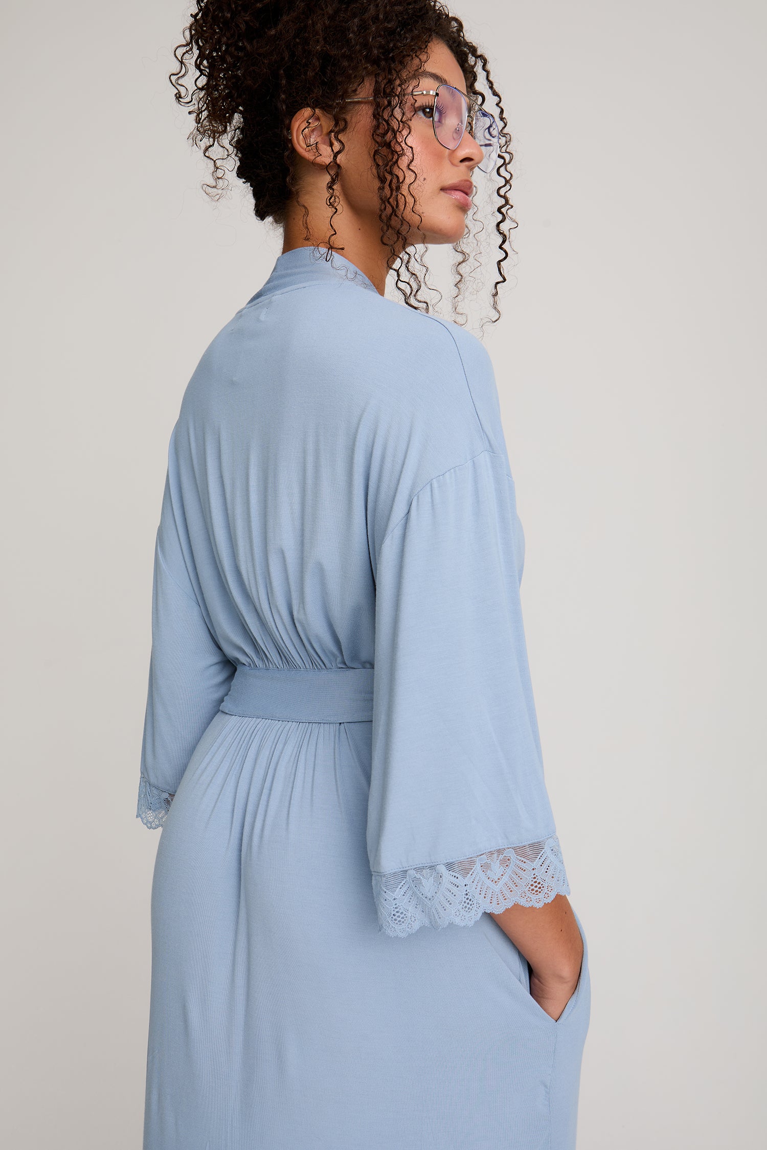 Bamboo Lace Kimono Robe in Blue Mist