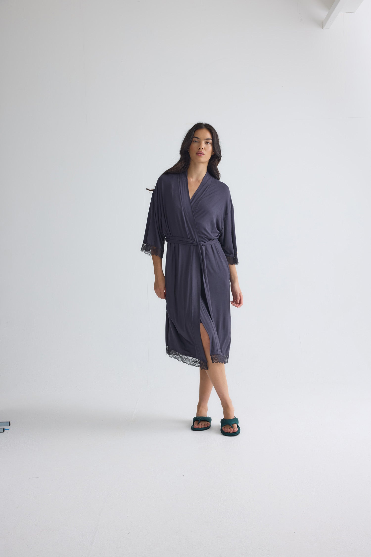 Bamboo Lace Kimono Robe in Raven