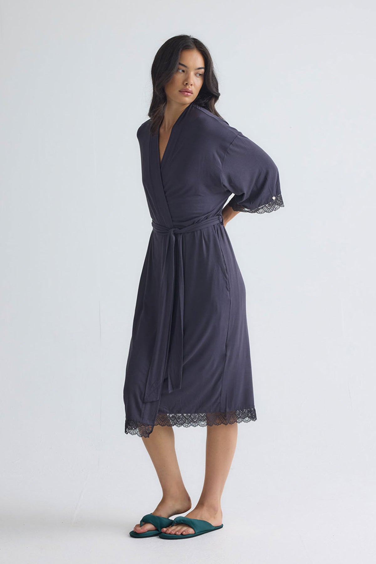 Bamboo Lace Kimono Robe in Raven