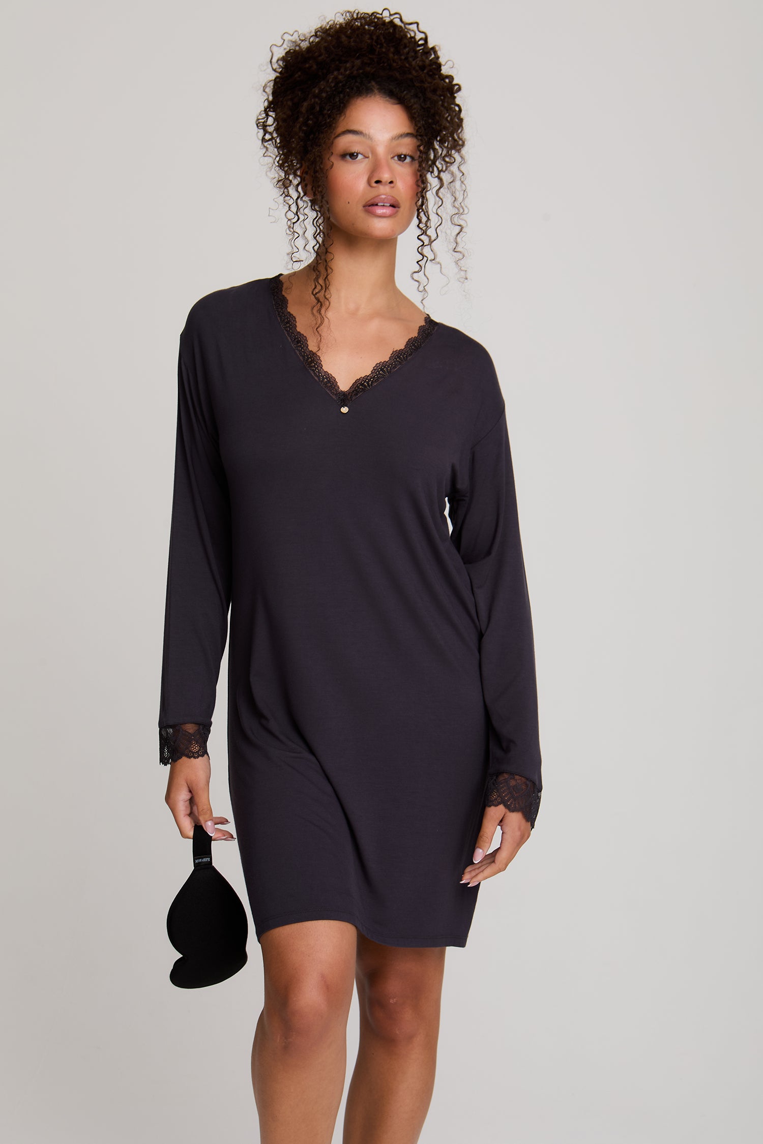 Bamboo Lace Nightdress in Raven