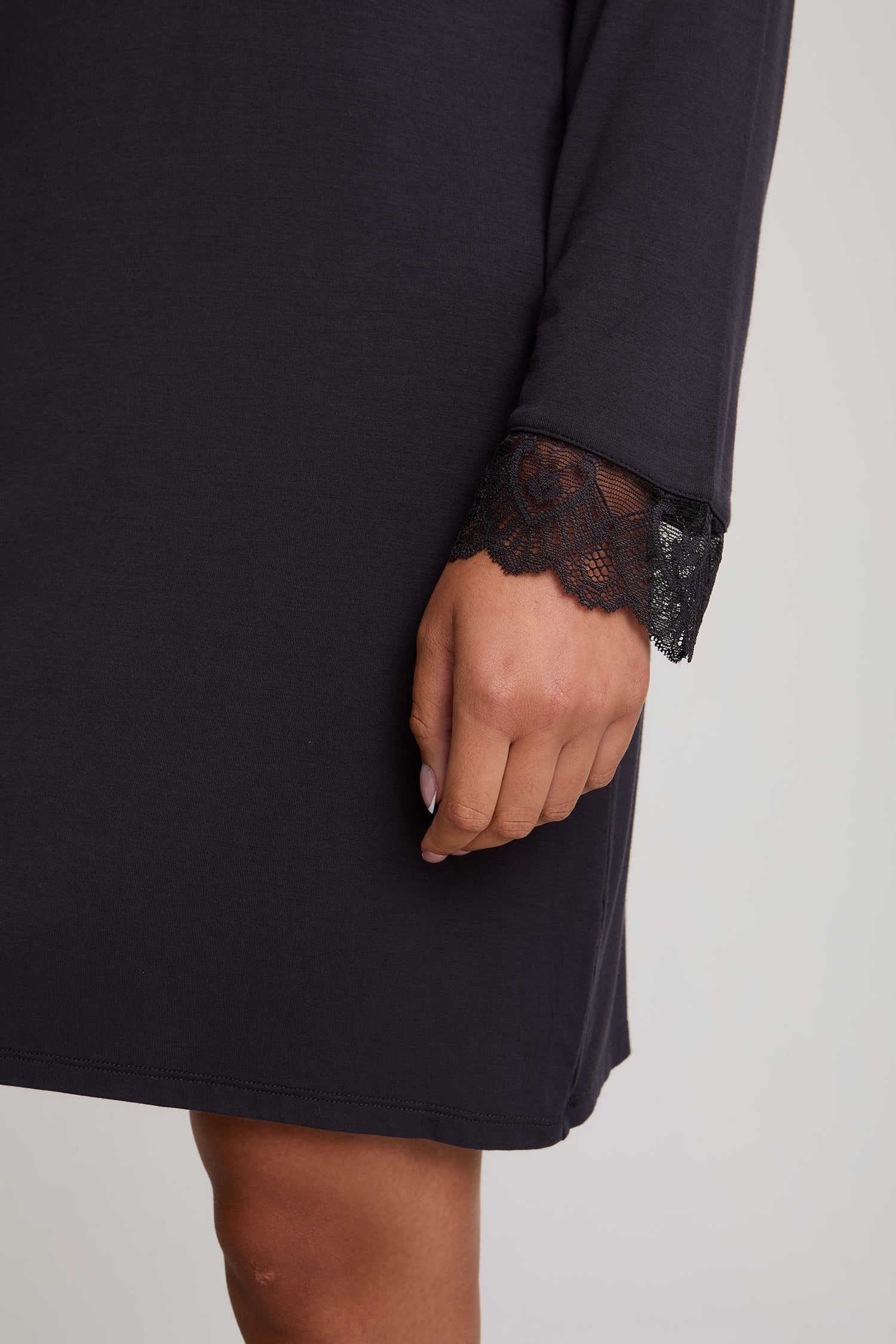 Bamboo Lace Nightdress in Raven