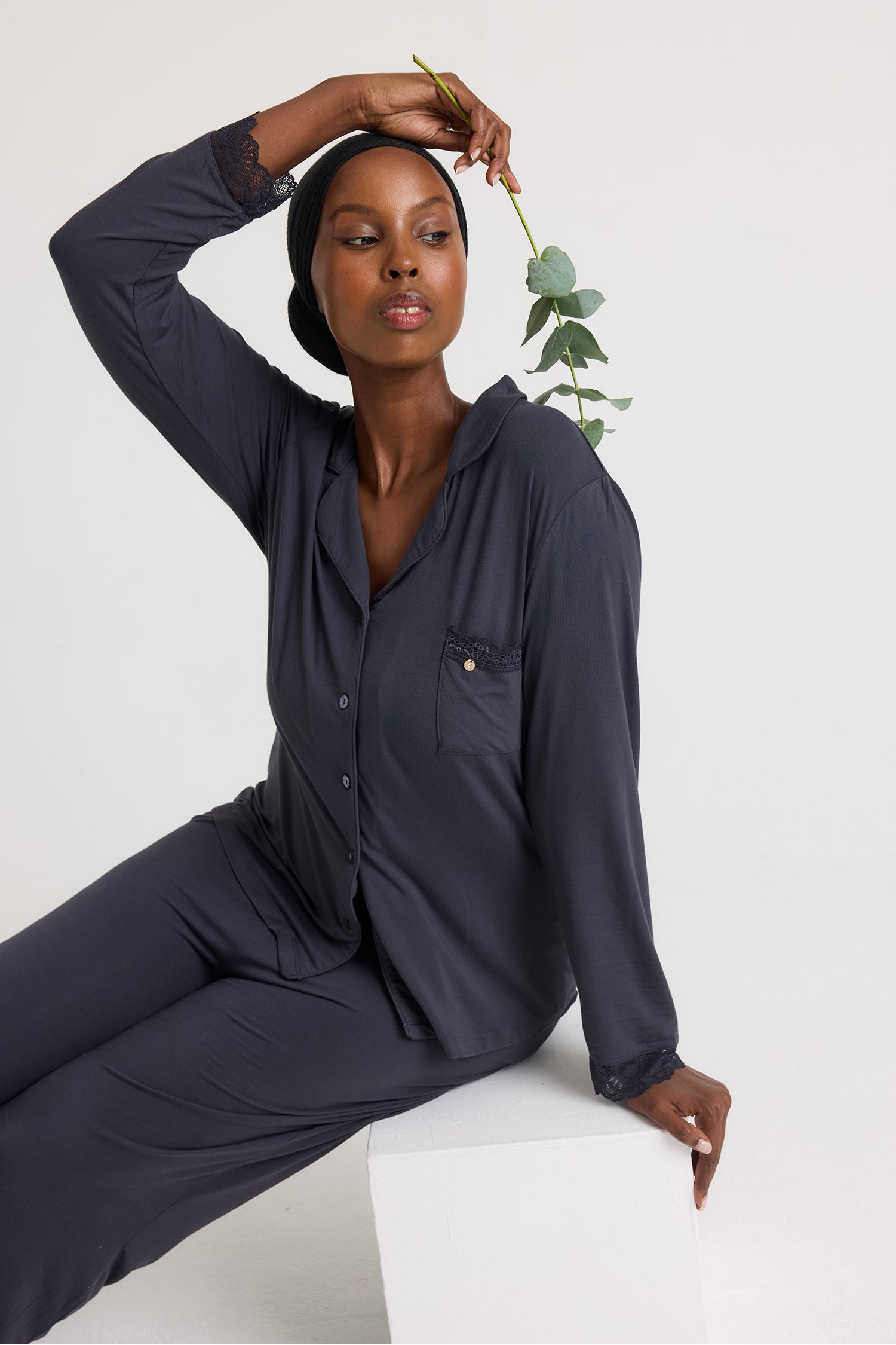 Bamboo Lace Long Pyjama Set in Raven