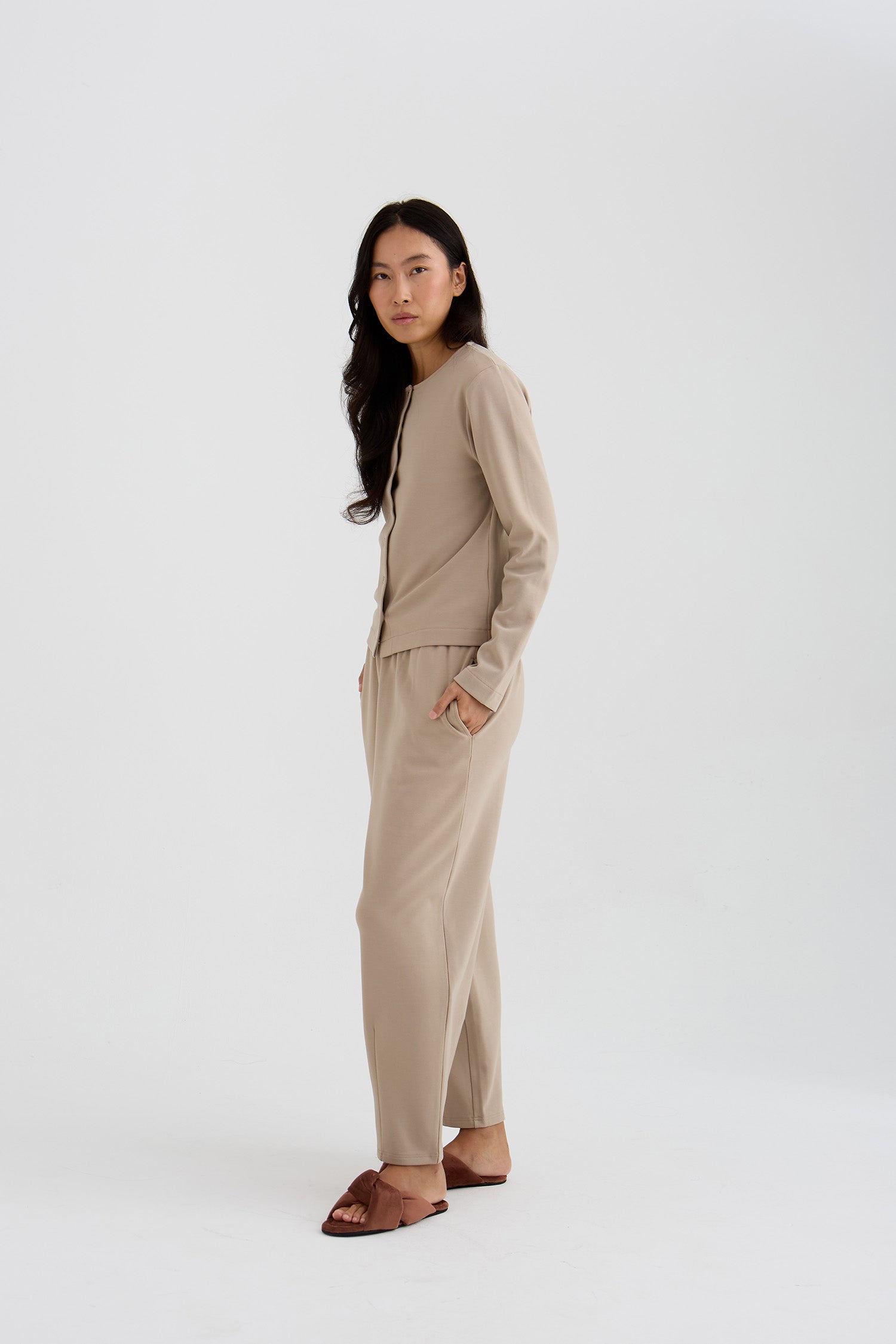 Bamboo Fleece Barrel Joggers In Silver Mink