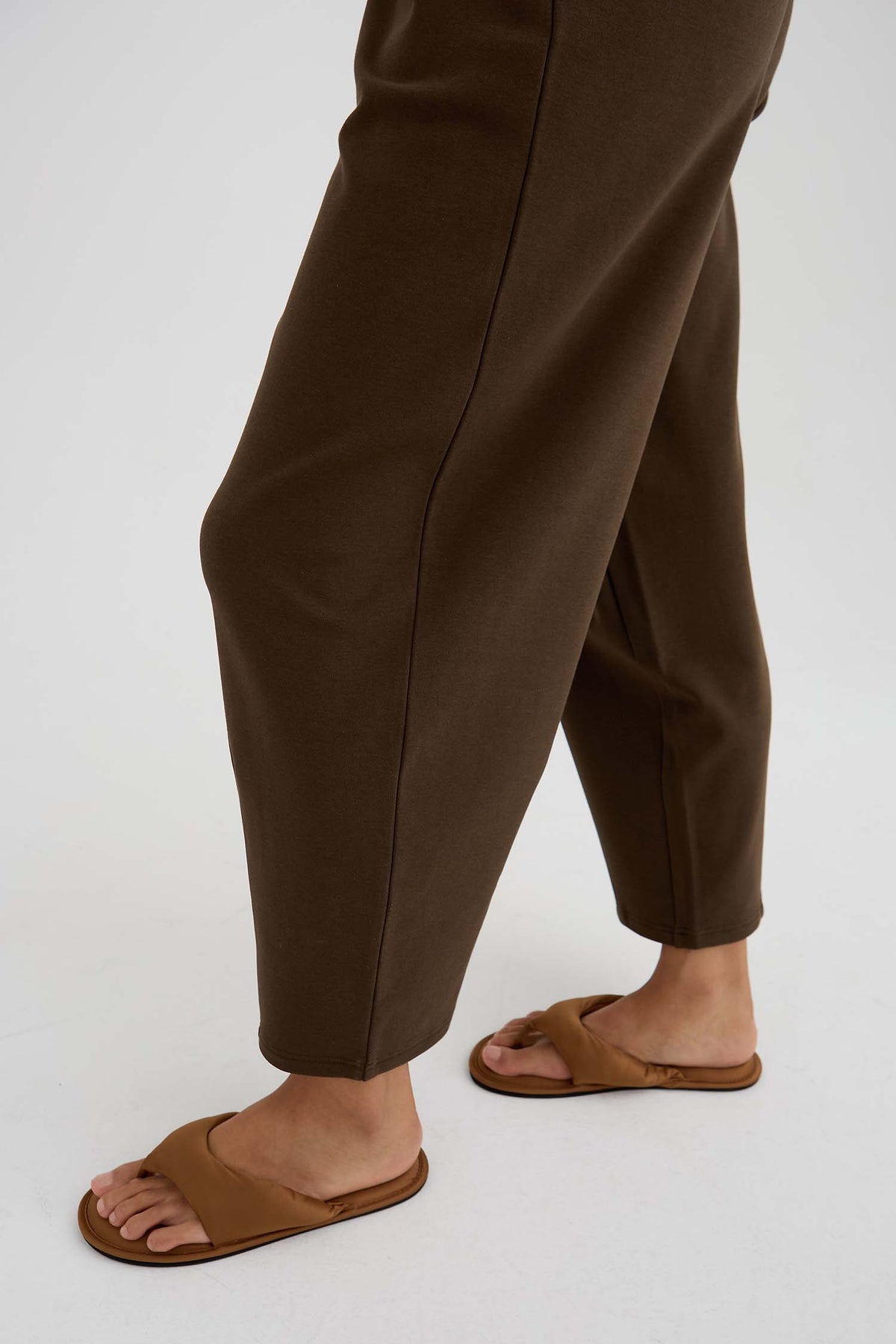 Bamboo Fleece Barrel Joggers In Slate