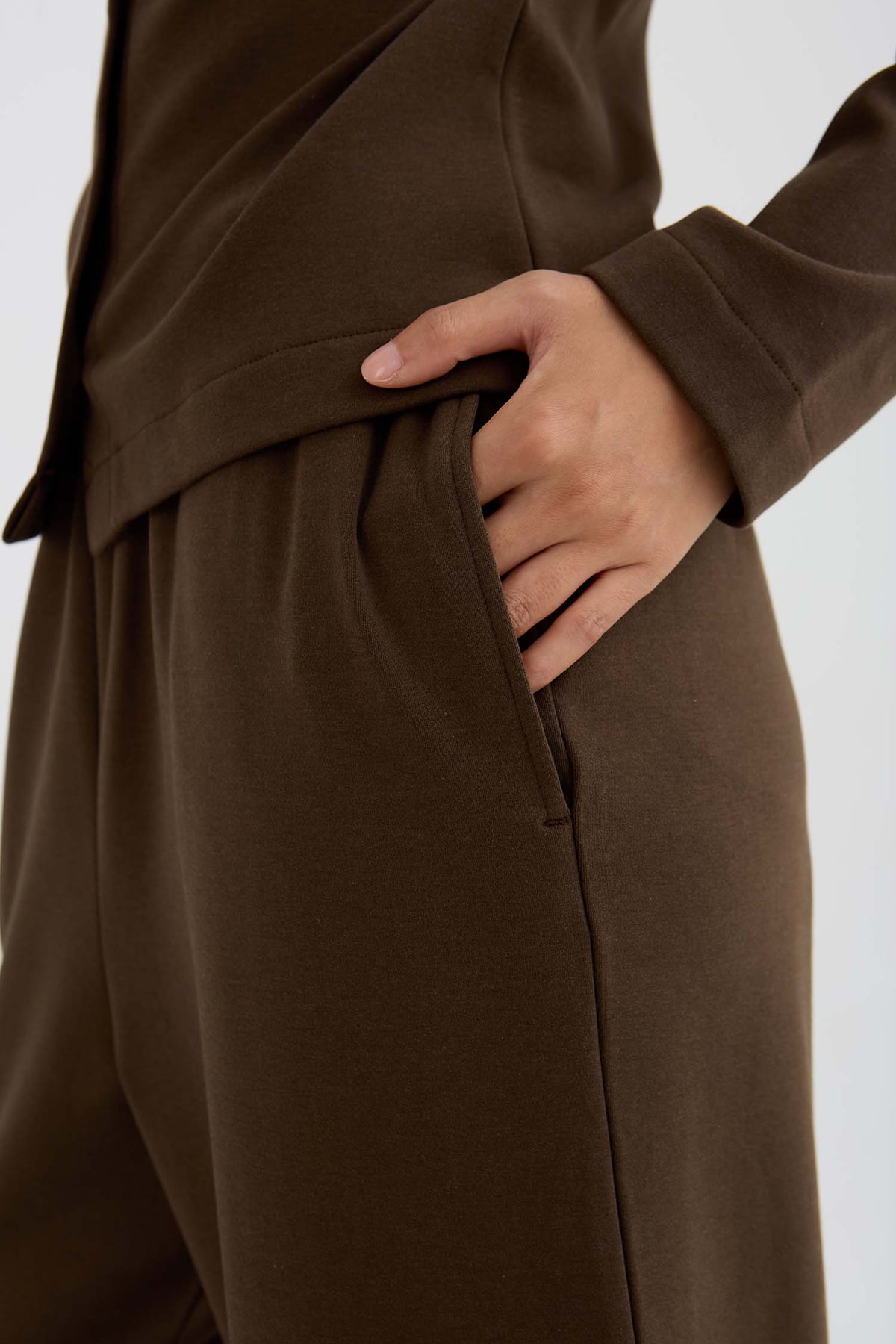 Bamboo Fleece Barrel Joggers In Slate
