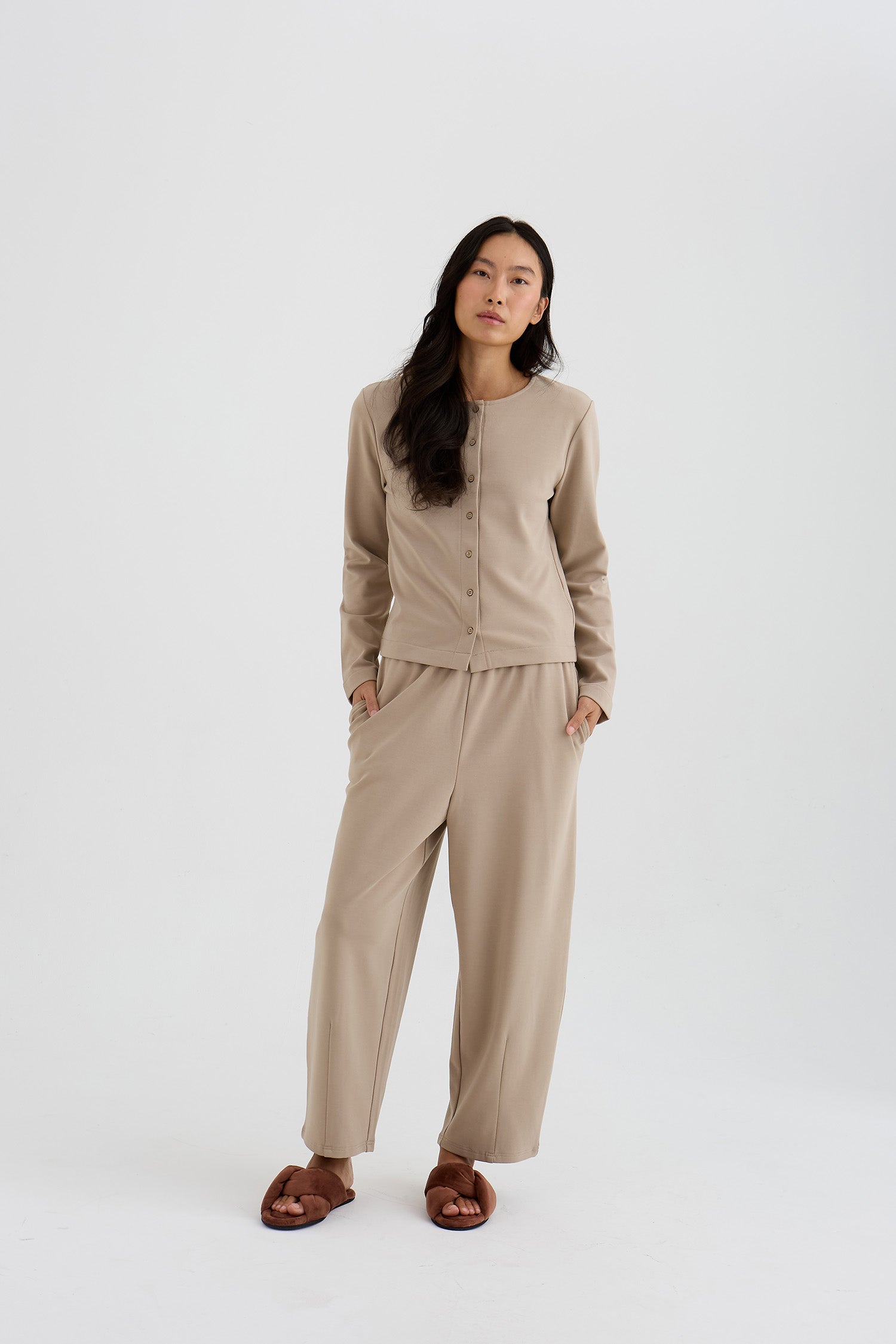Bamboo Fleece Barrel Joggers In Silver Mink