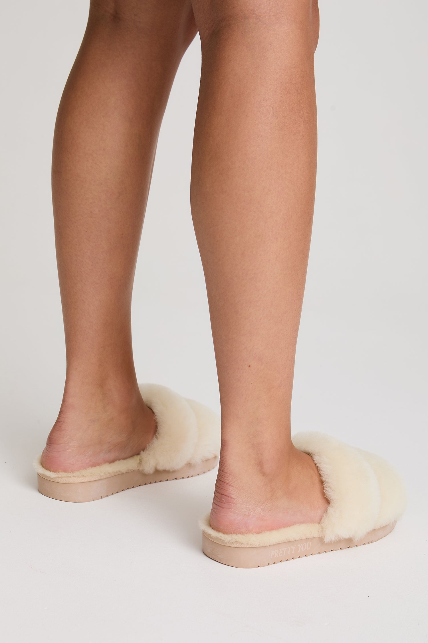 Jinx Slippers in Natural