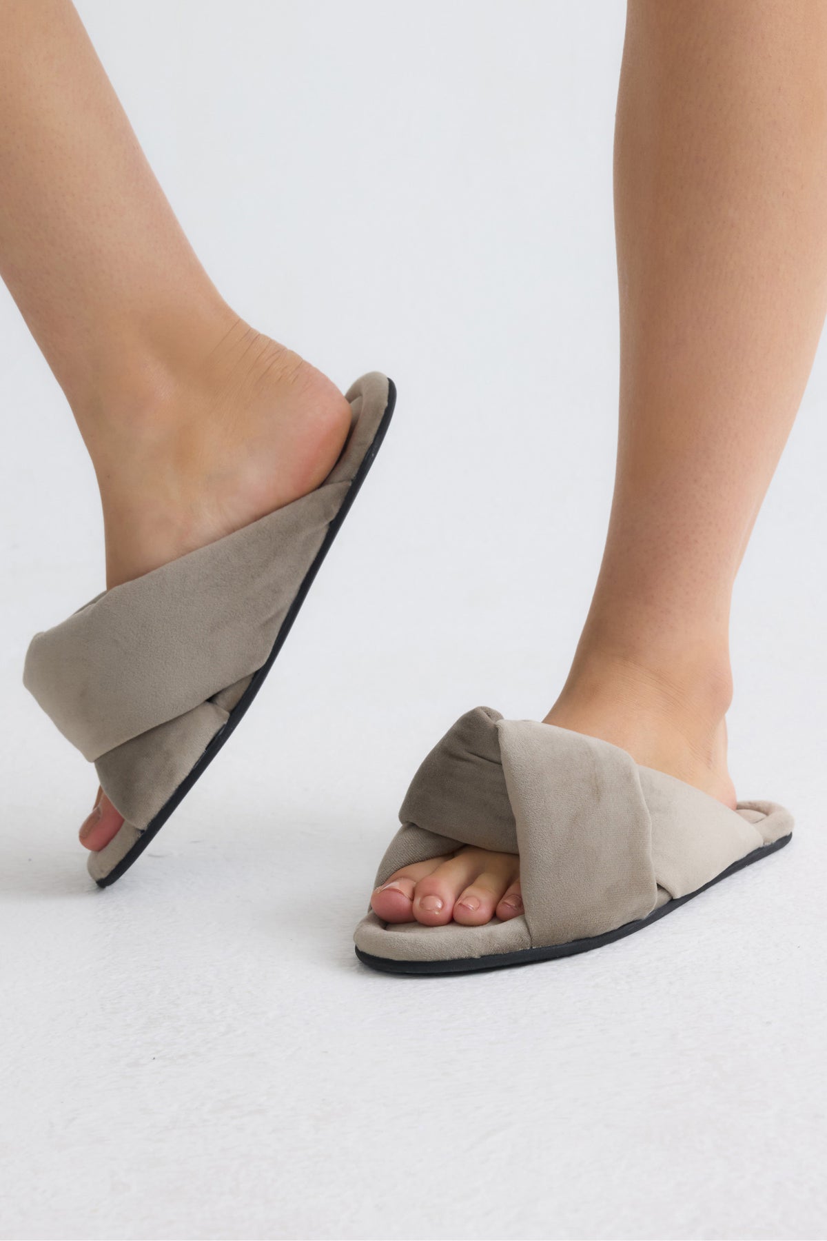 Velvet Knot Mule In Wild Dove